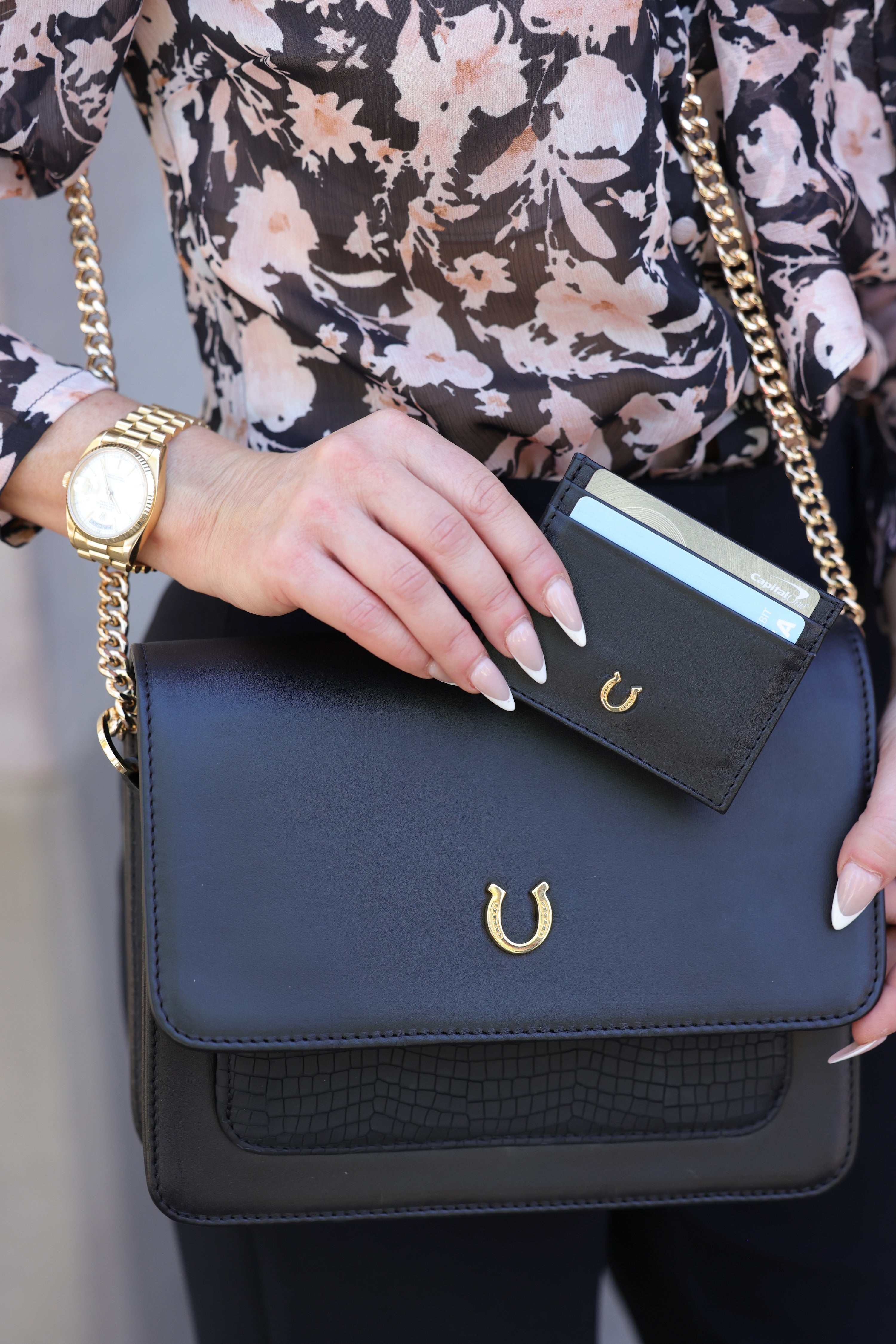 esquivias stylish equestrian aria leather card case