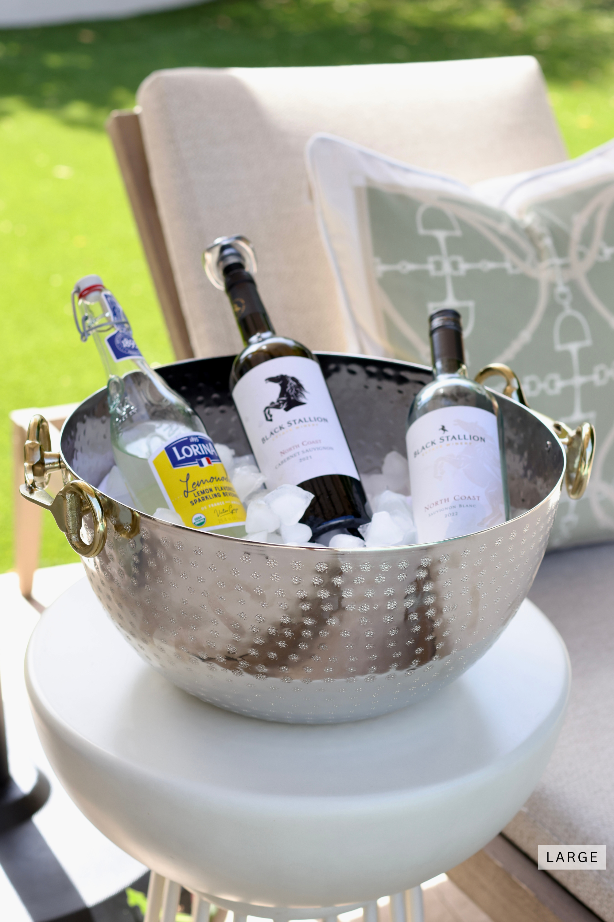 go home ltd. stylish equestrian astoria snaffle bit serving bowl set large