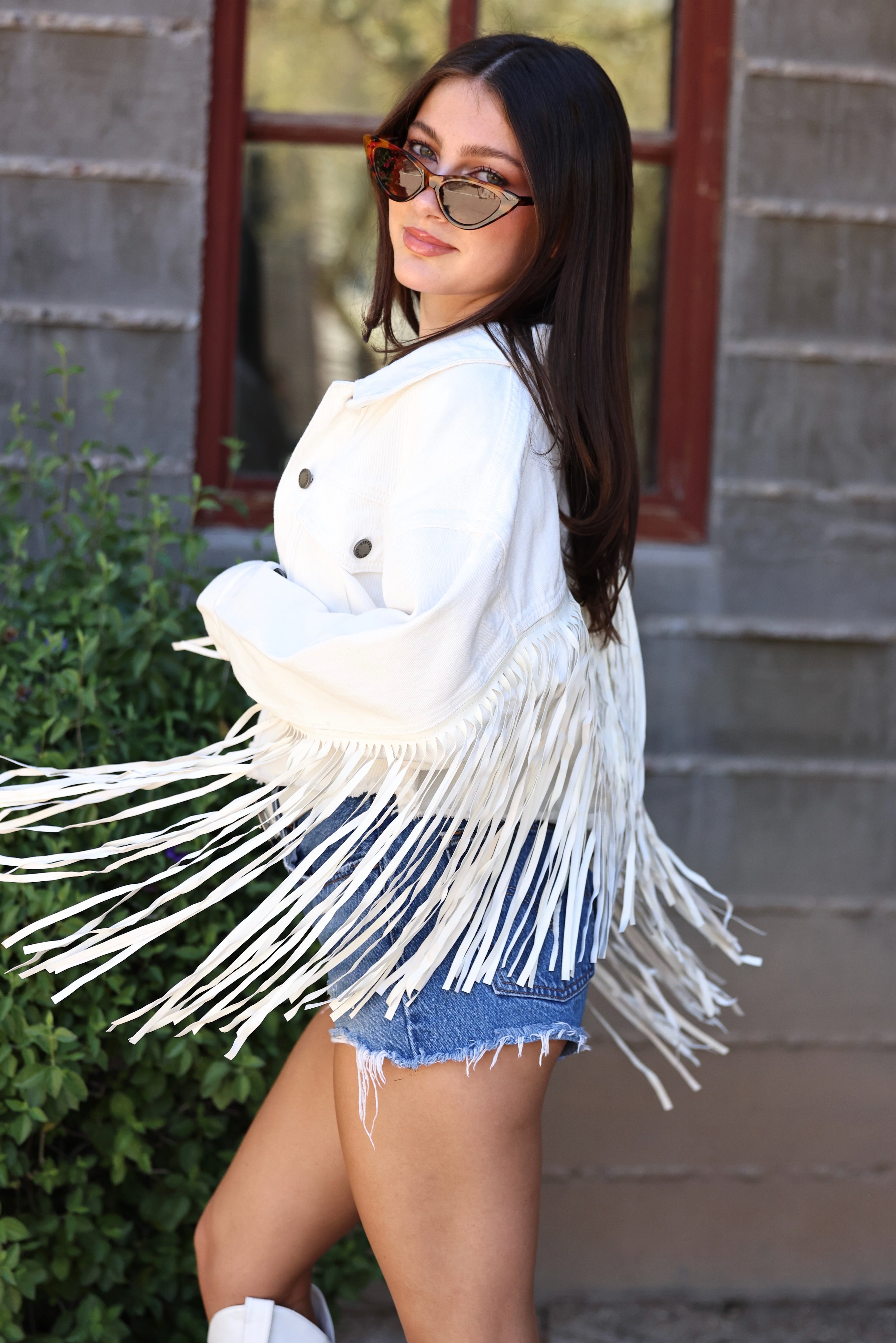 veveret stylish equestrian aynsley fringe denim jacket white