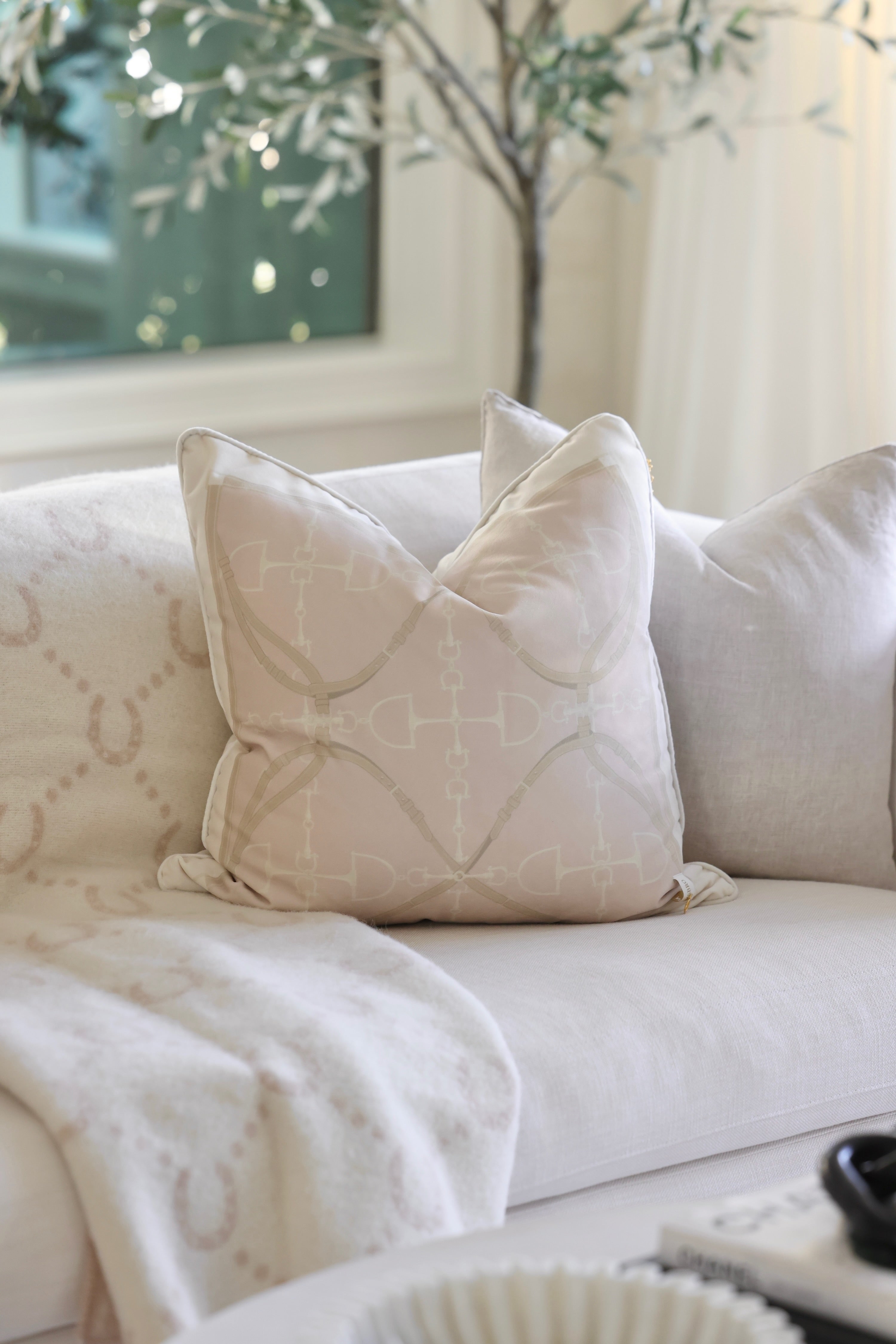 Adamsbro stylish equestrian D-Ring Velvet Pillow - Petal Pink