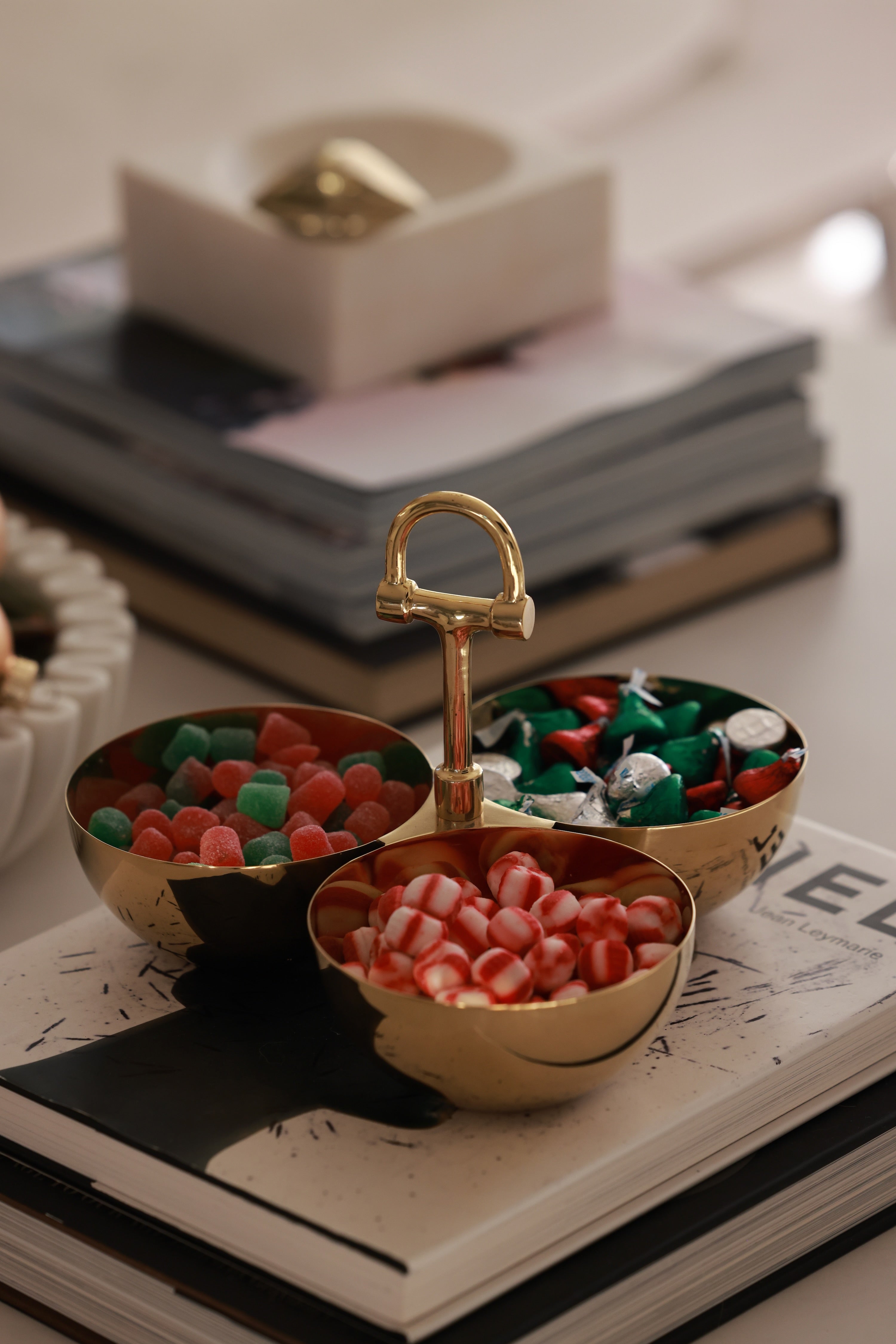 adamsbro stylish equestrian harlowe serving nut bowl