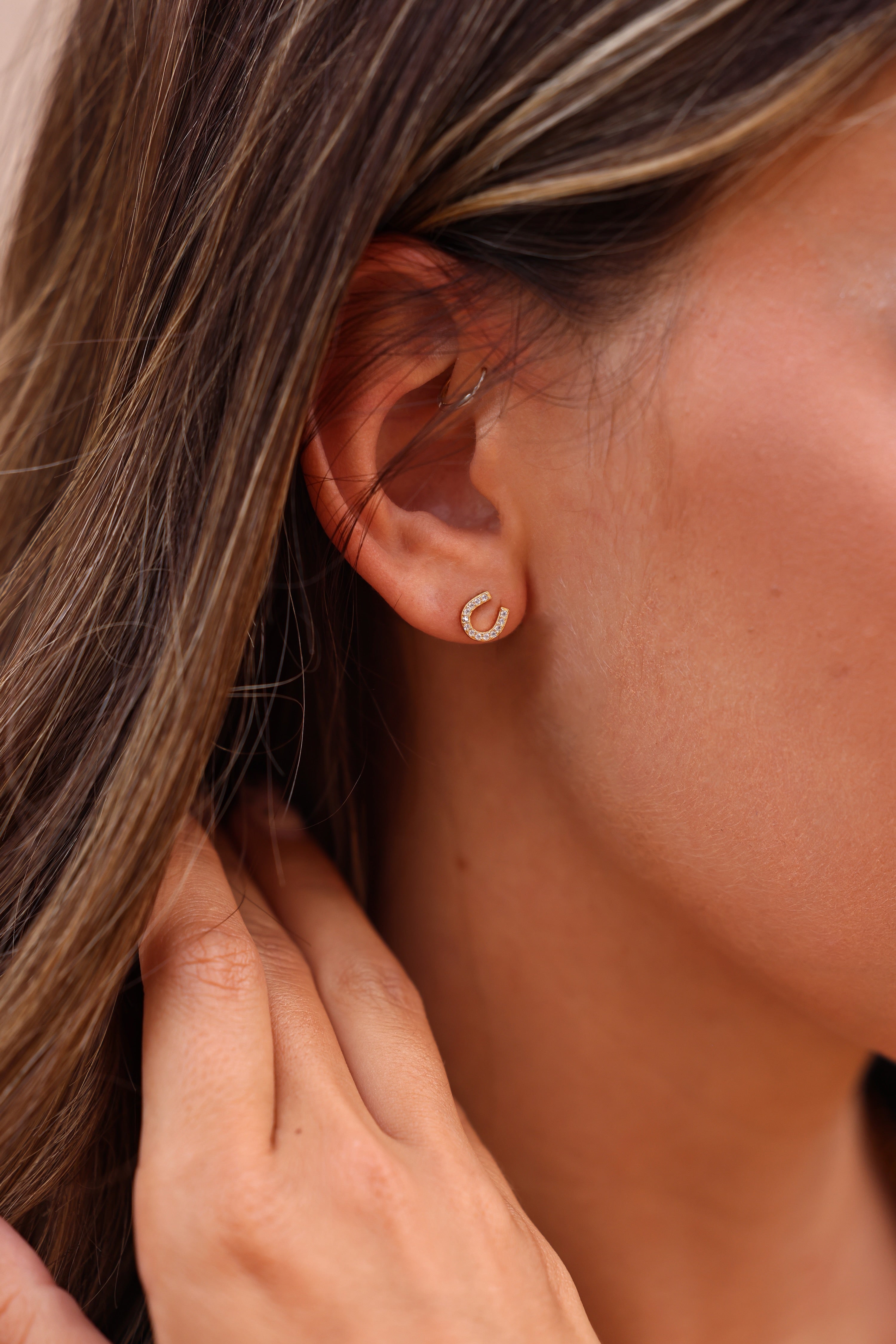 Horseshoe Pave Stud Earrings - Gold