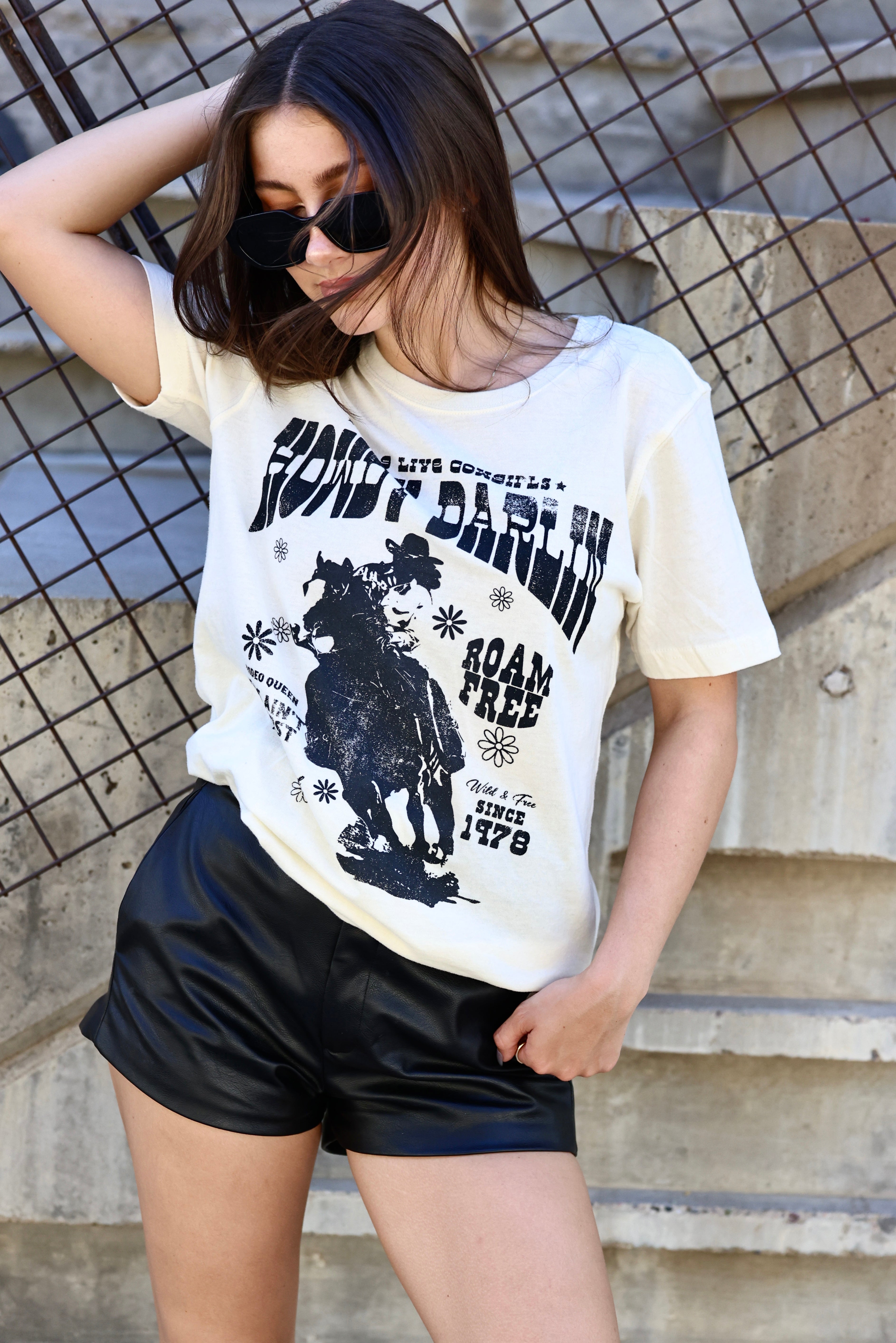 bouteeque stylish equestrian howdy darlin graphic tee shirt