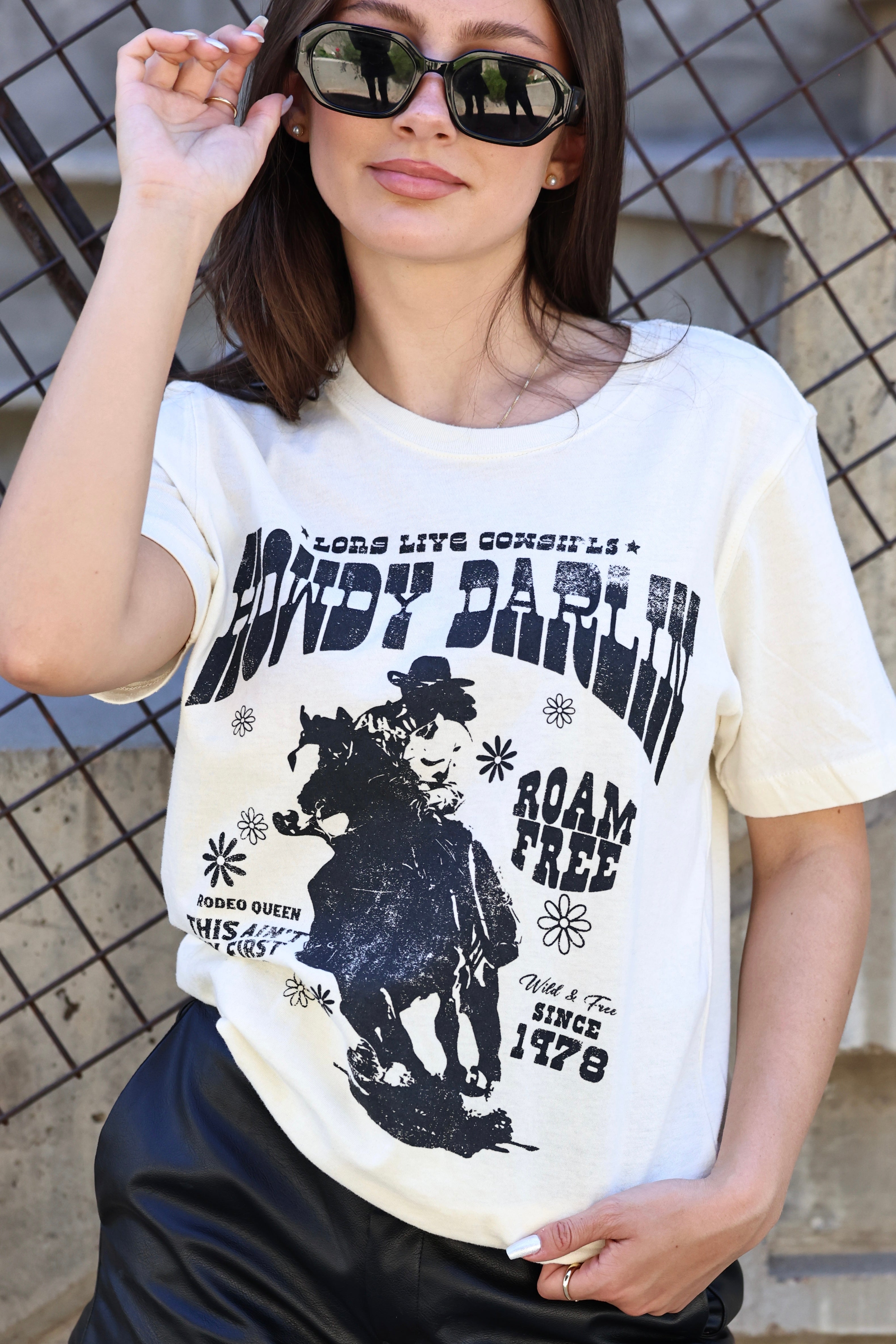 bouteeque stylish equestrian howdy darlin graphic tee shirt