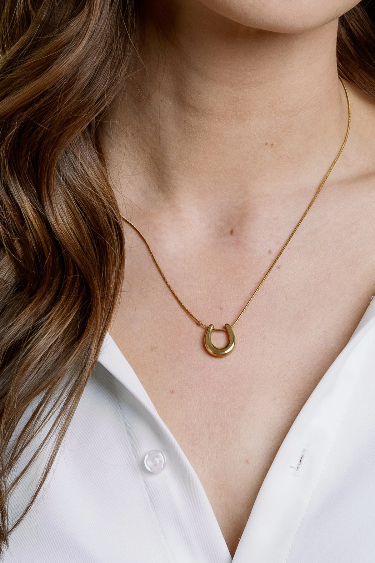 Kelsey Horseshoe Necklace