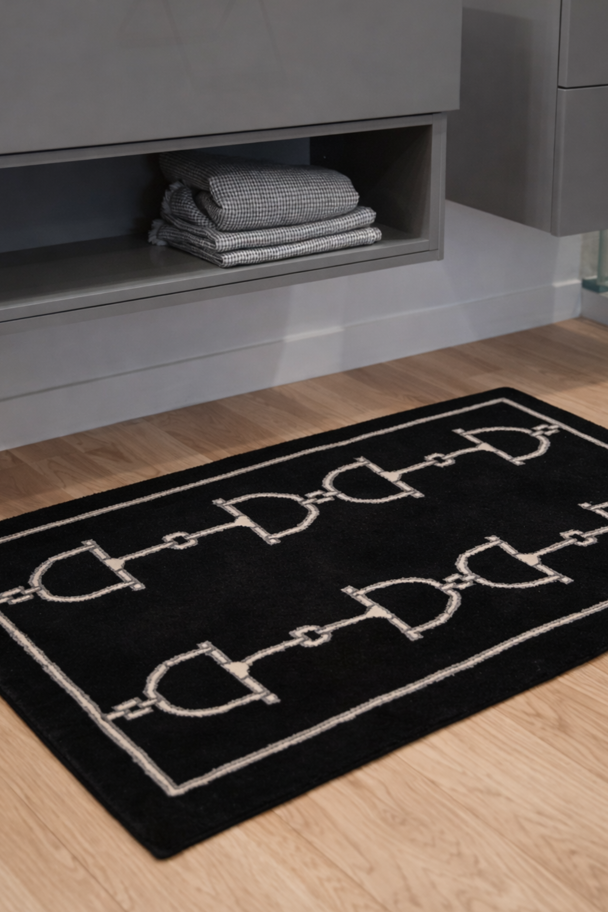 Luxor D-Ring Rug - Midnight