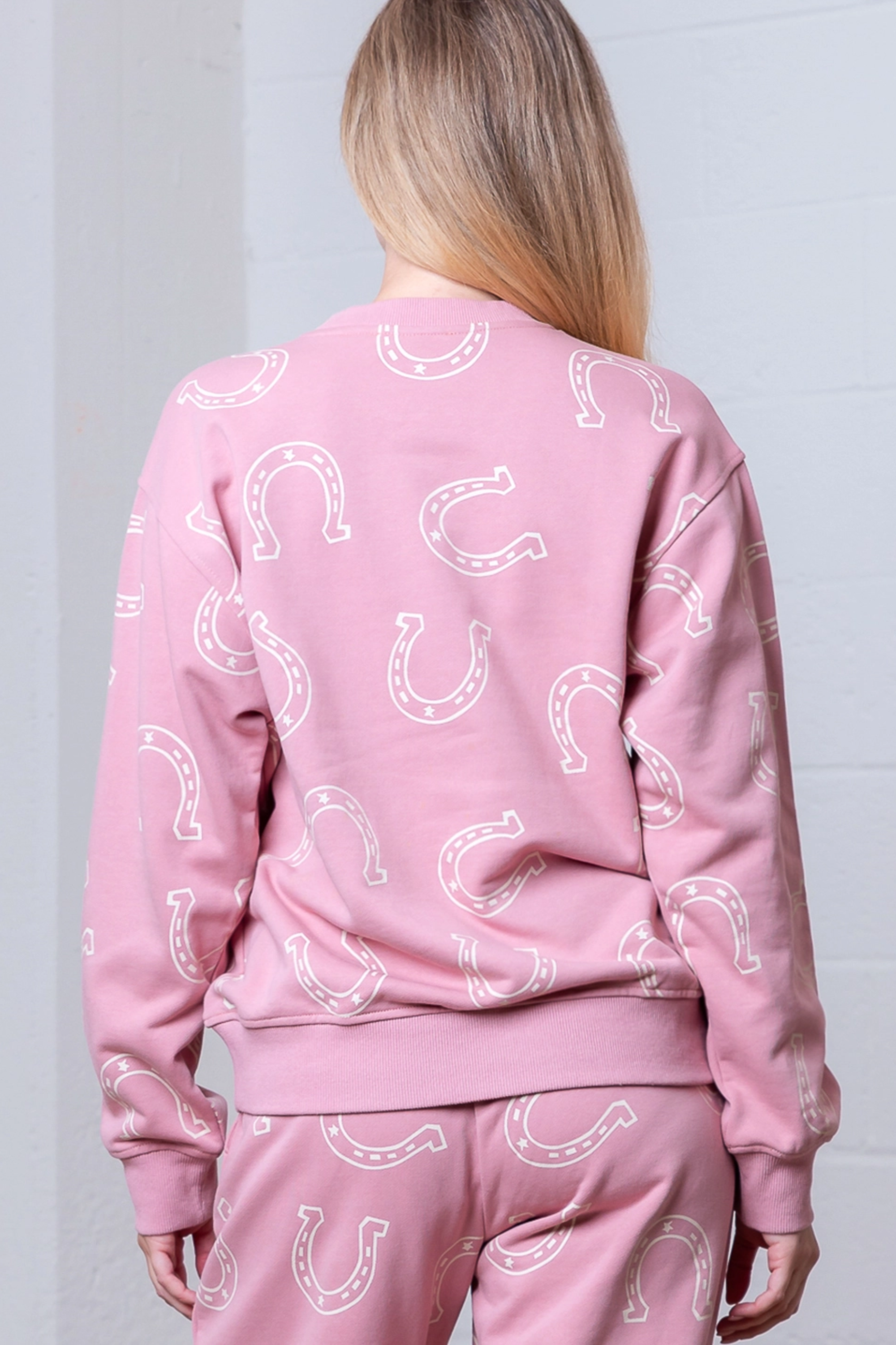 Pink Pony Club Lounge Sweat Set, Style: long sleeve round neck horseshoe printed sweatshirt, Texture: soft, Color: Mauve, Pattern Type: horseshoe, Details: long sleeve, round neck, horseshoe print, sweatshirt, Neckline: round neck, Sleeve Length: long sleeve, Fit Type: relaxed fit