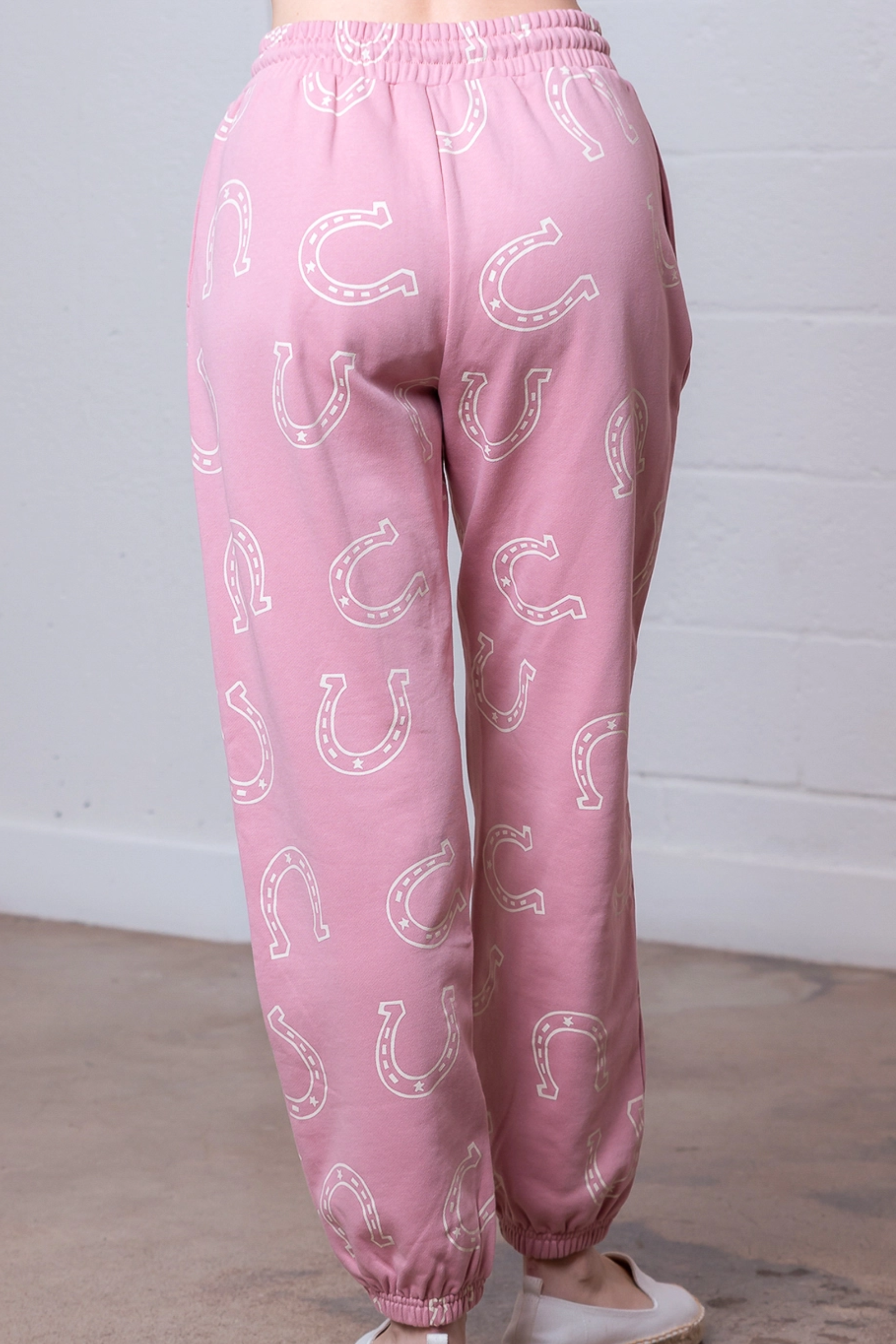 Pink Pony Club Lounge Sweat Set, Style: long sleeve round neck horseshoe printed sweatshirt, Texture: soft, Color: Mauve, Pattern Type: horseshoe, Details: long sleeve, round neck, horseshoe print, sweatshirt, Neckline: round neck, Sleeve Length: long sleeve, Fit Type: relaxed fit