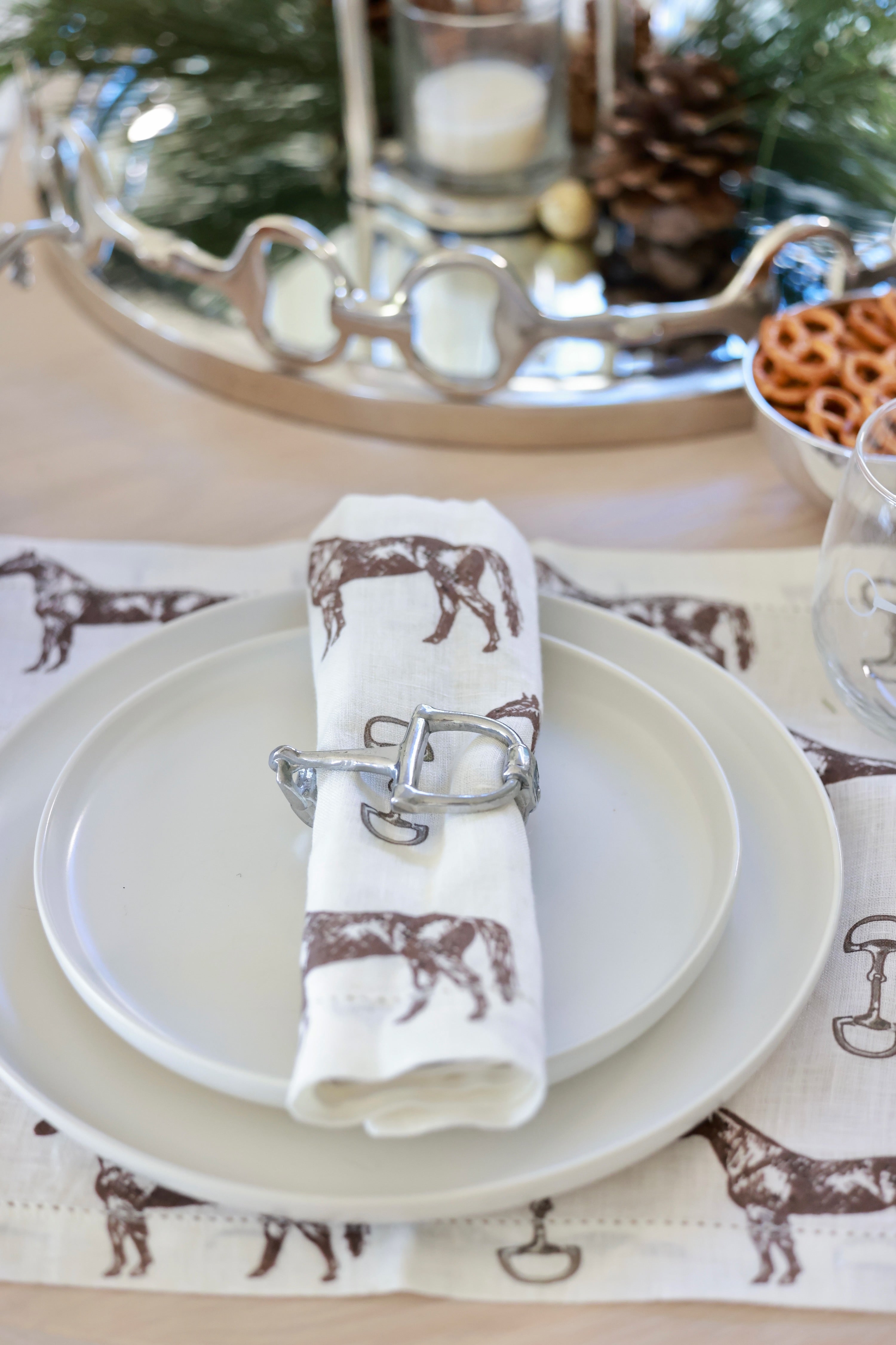 arthur court stylish equestrian rein horse bit napkin rings