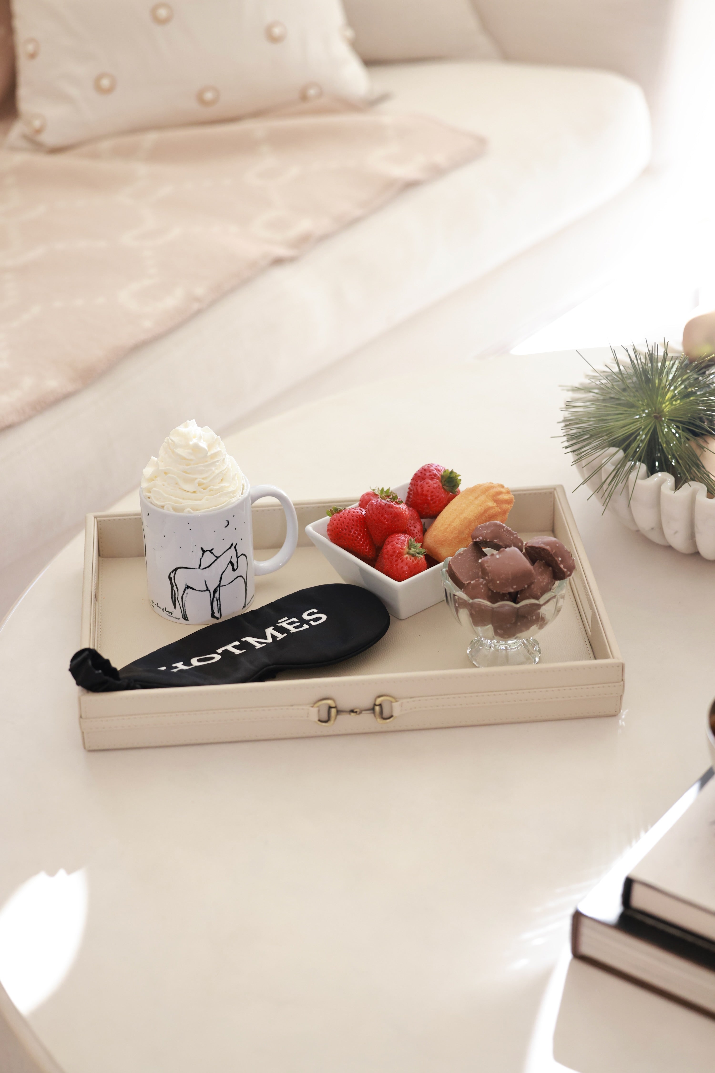 Go Home Ltd. stylish equestrian Sadie Tray