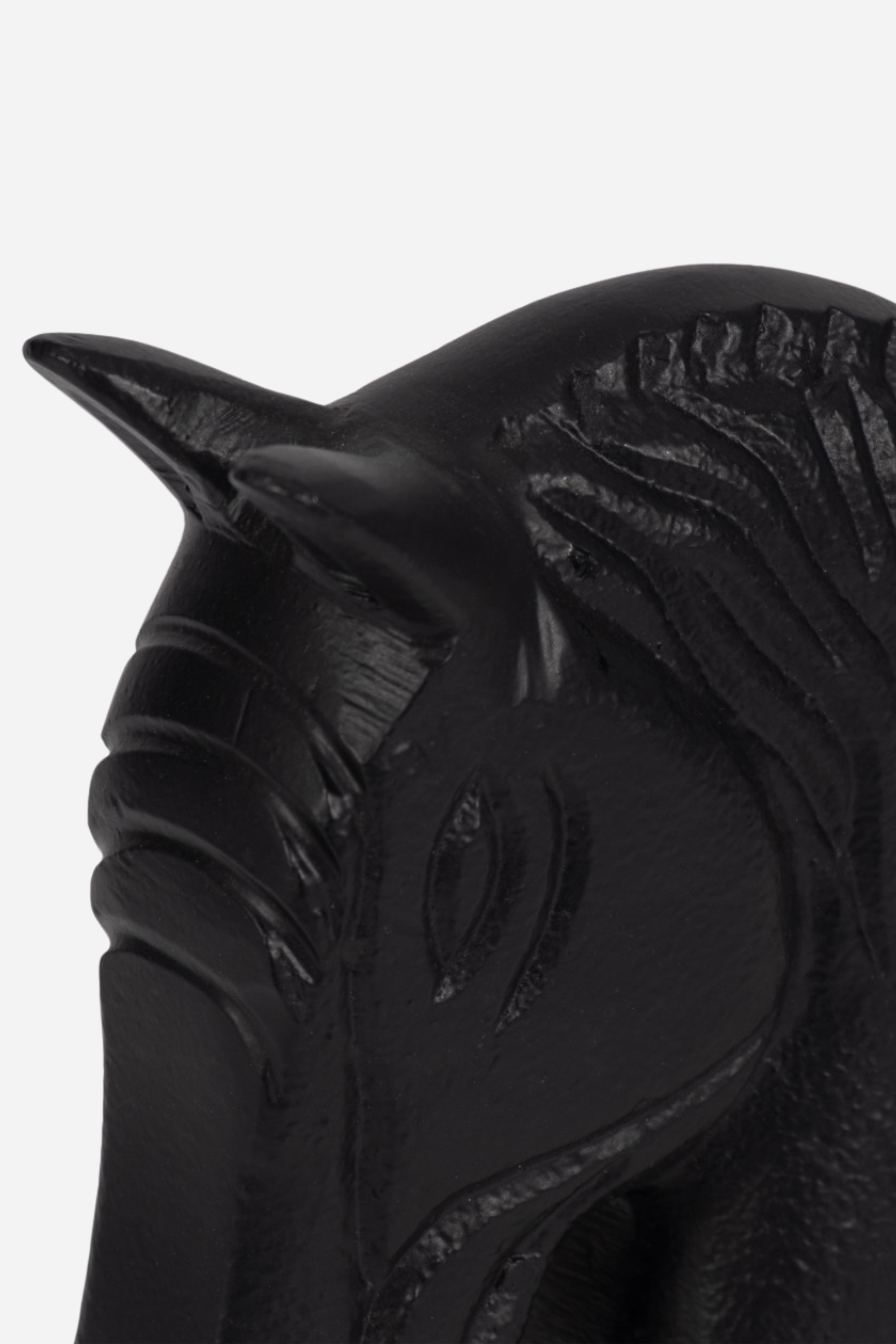 Set of two metal horse head bookends with sleek black and white aluminum design and solid marble bases. Elegant equestrian-inspired home décor perfect for elevating a bookshelf, office, or home library while securely holding books with timeless style.