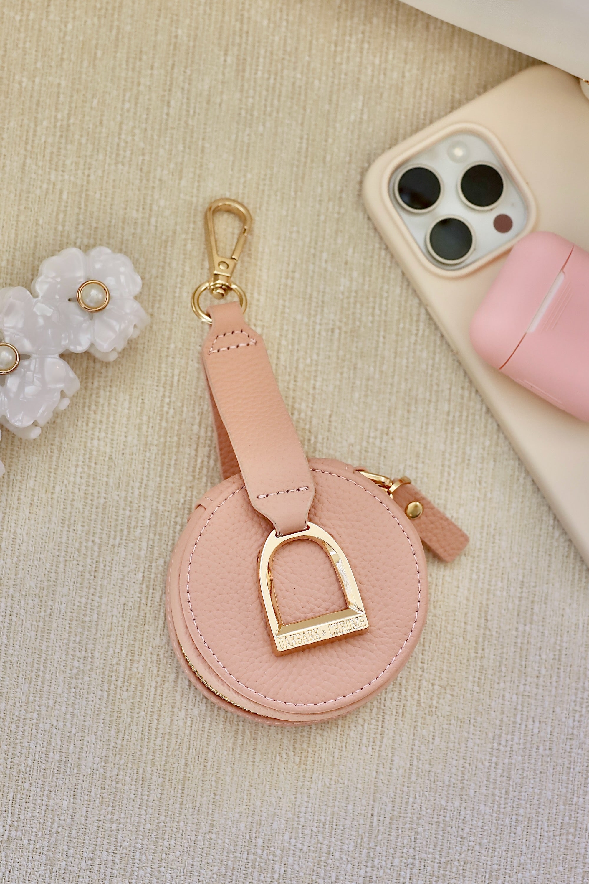 oakbark & chrome stylish equestrian stirrup accessory case blush