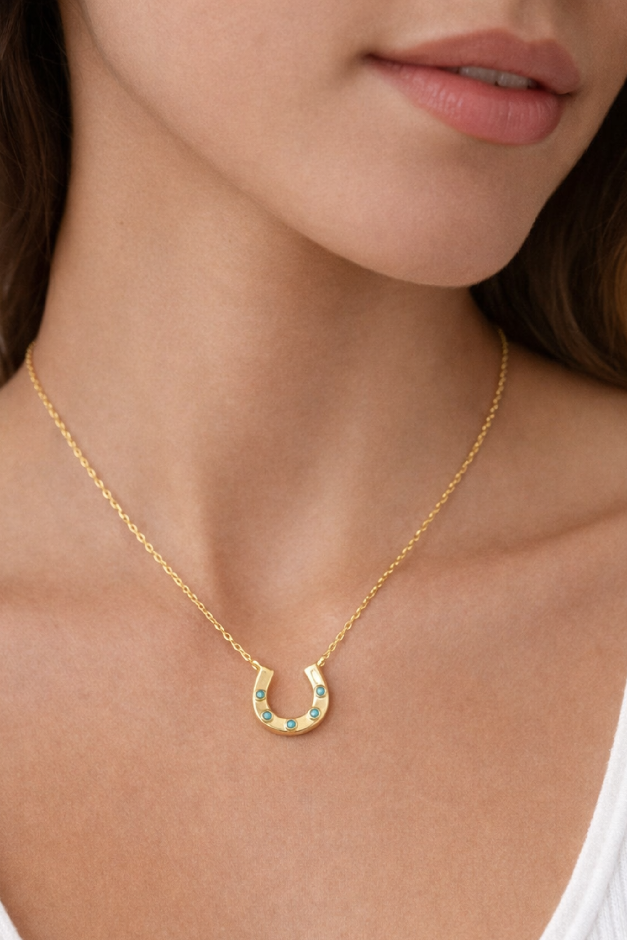 Verona Horseshoe Necklace - Gold