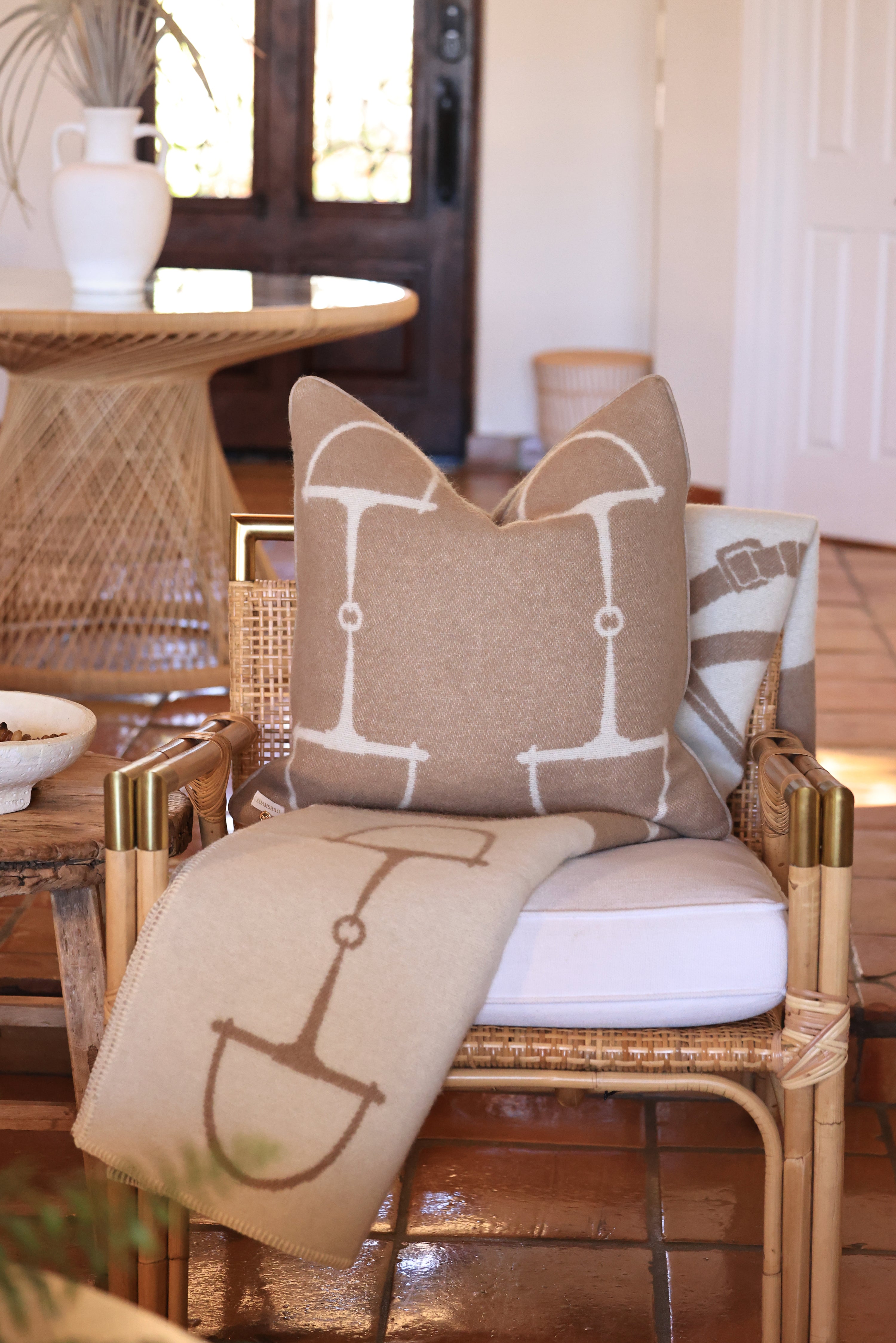 adamsbro stylish equestrian equine wool throw