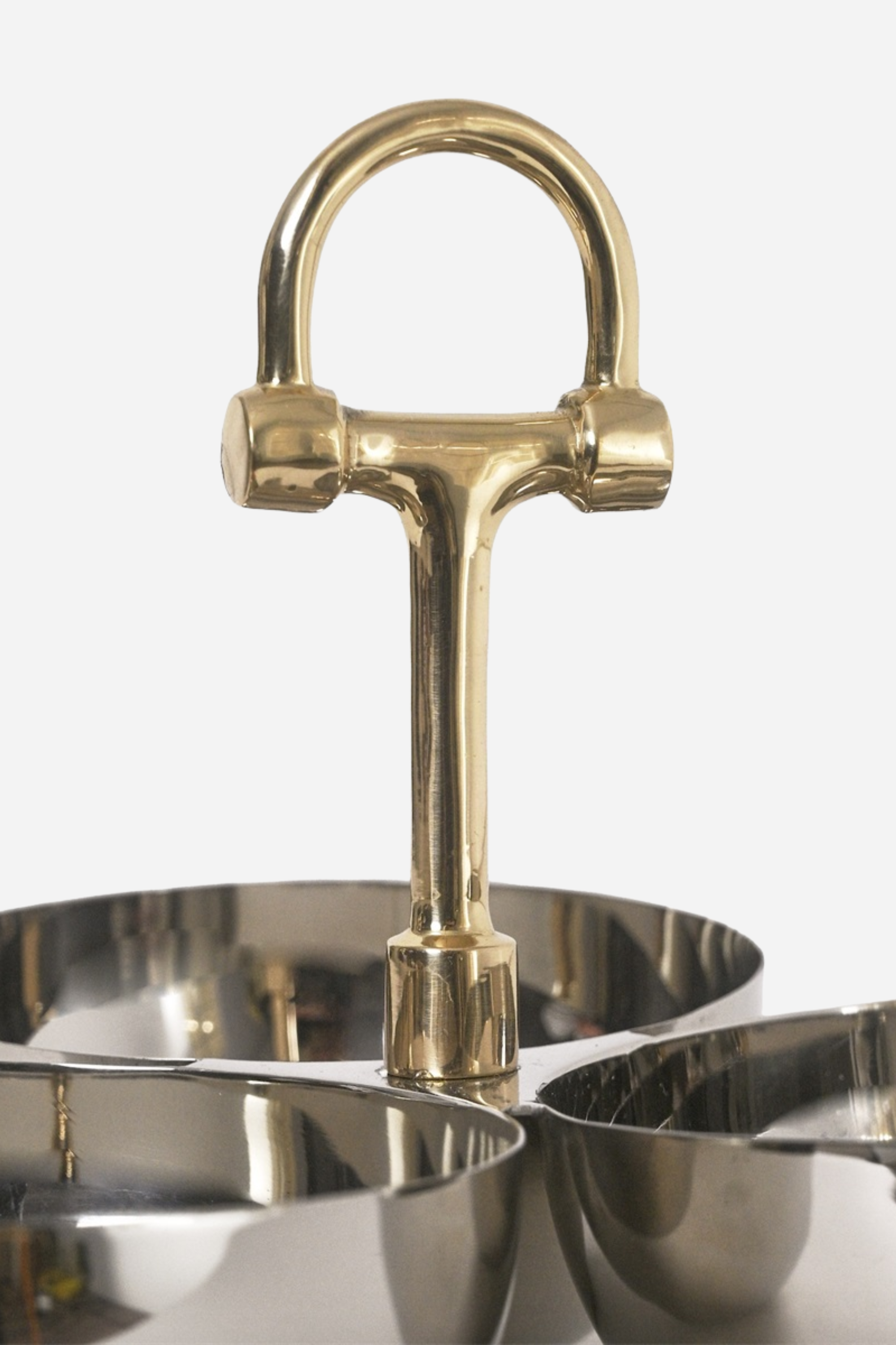 Harlowe Snaffle Nut Bowl