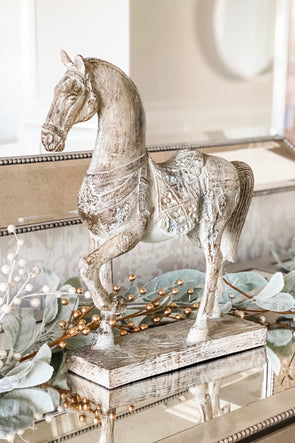 Charlotte Horse Accent