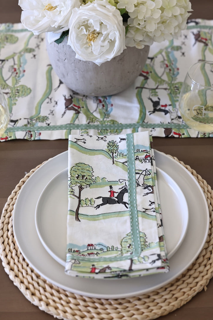 The Hunt Scene Napkin Set - Ribbon Trim