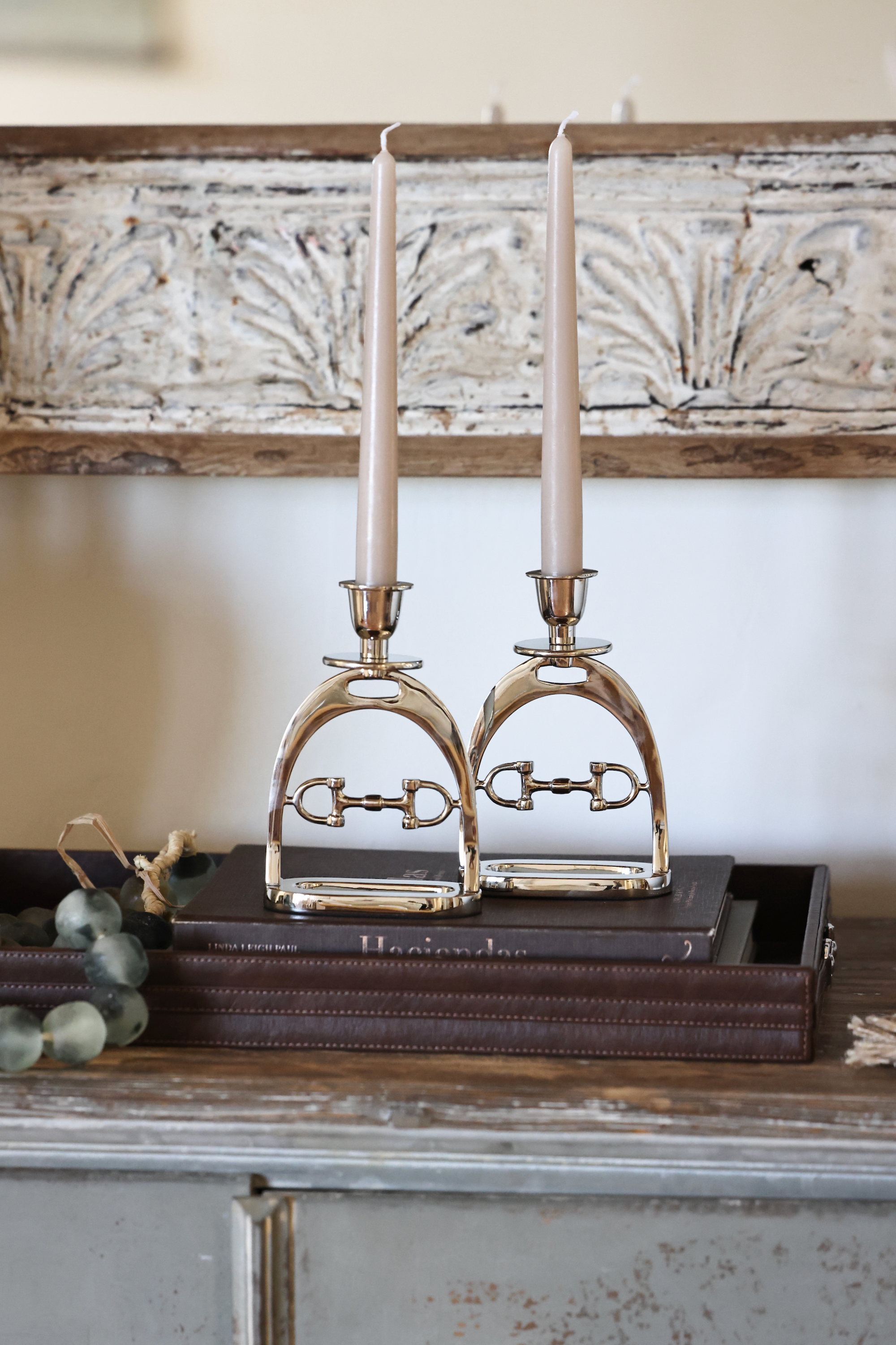 adamsbro stylish equestrian stirrup candle holder set