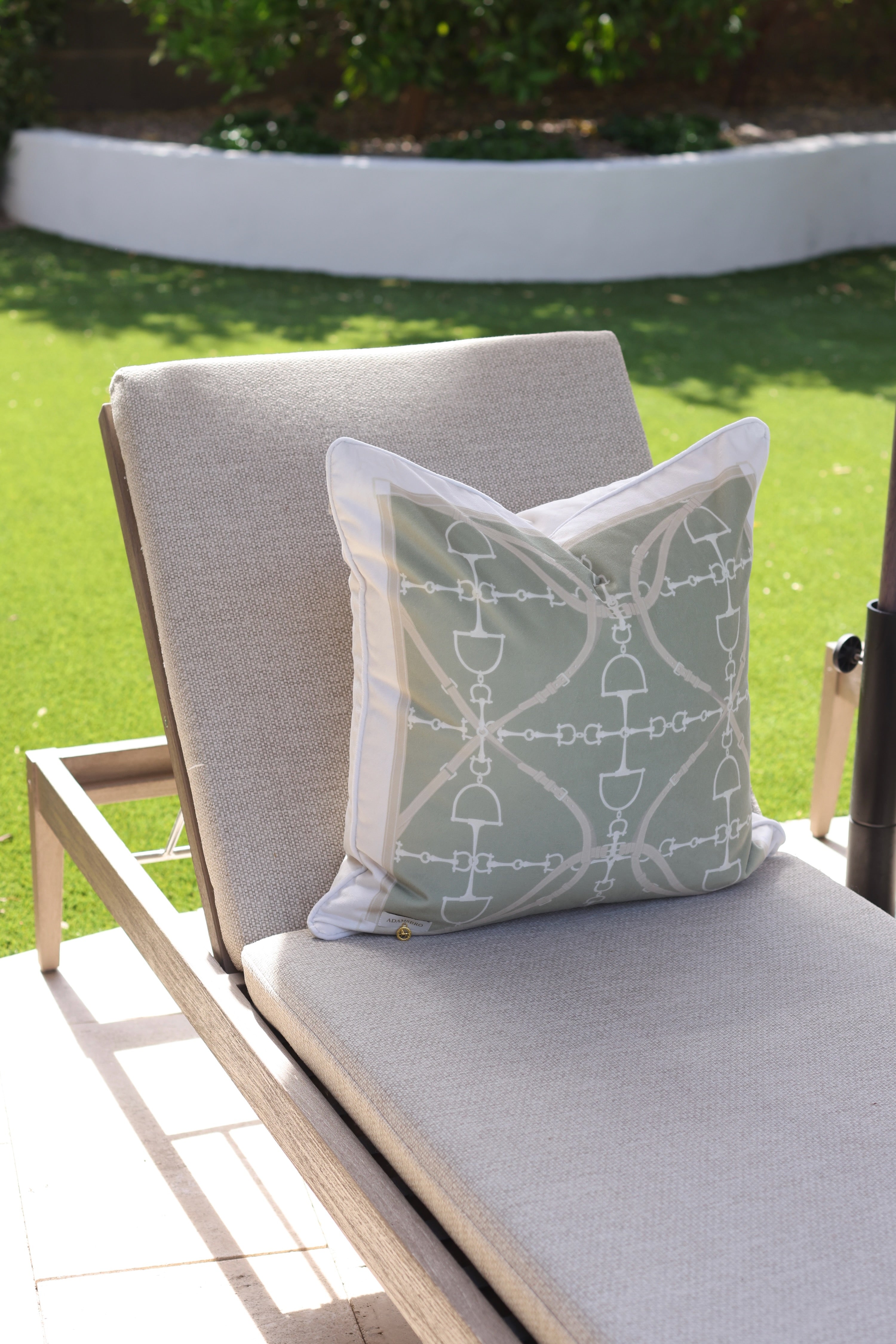 Adamsbro D-Ring Velvet Pillow - Matcha