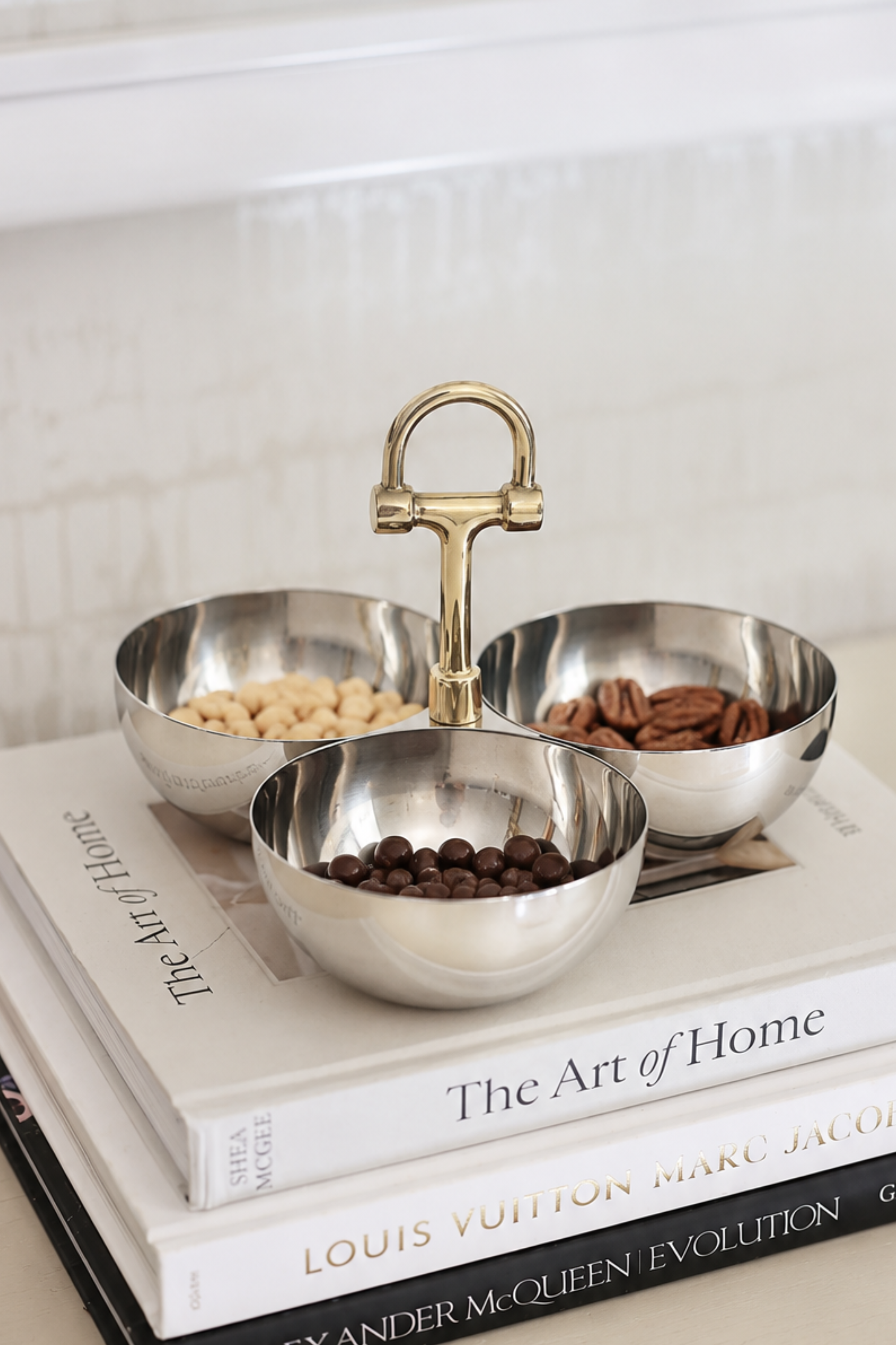 Harlowe Snaffle Nut Bowl