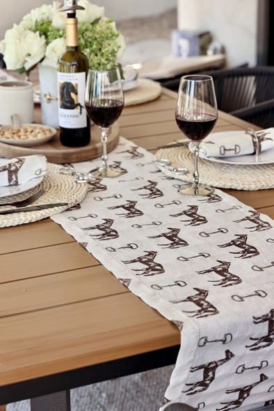pomegranate inc. stylish equestrian horse and snaffle linen table runner
