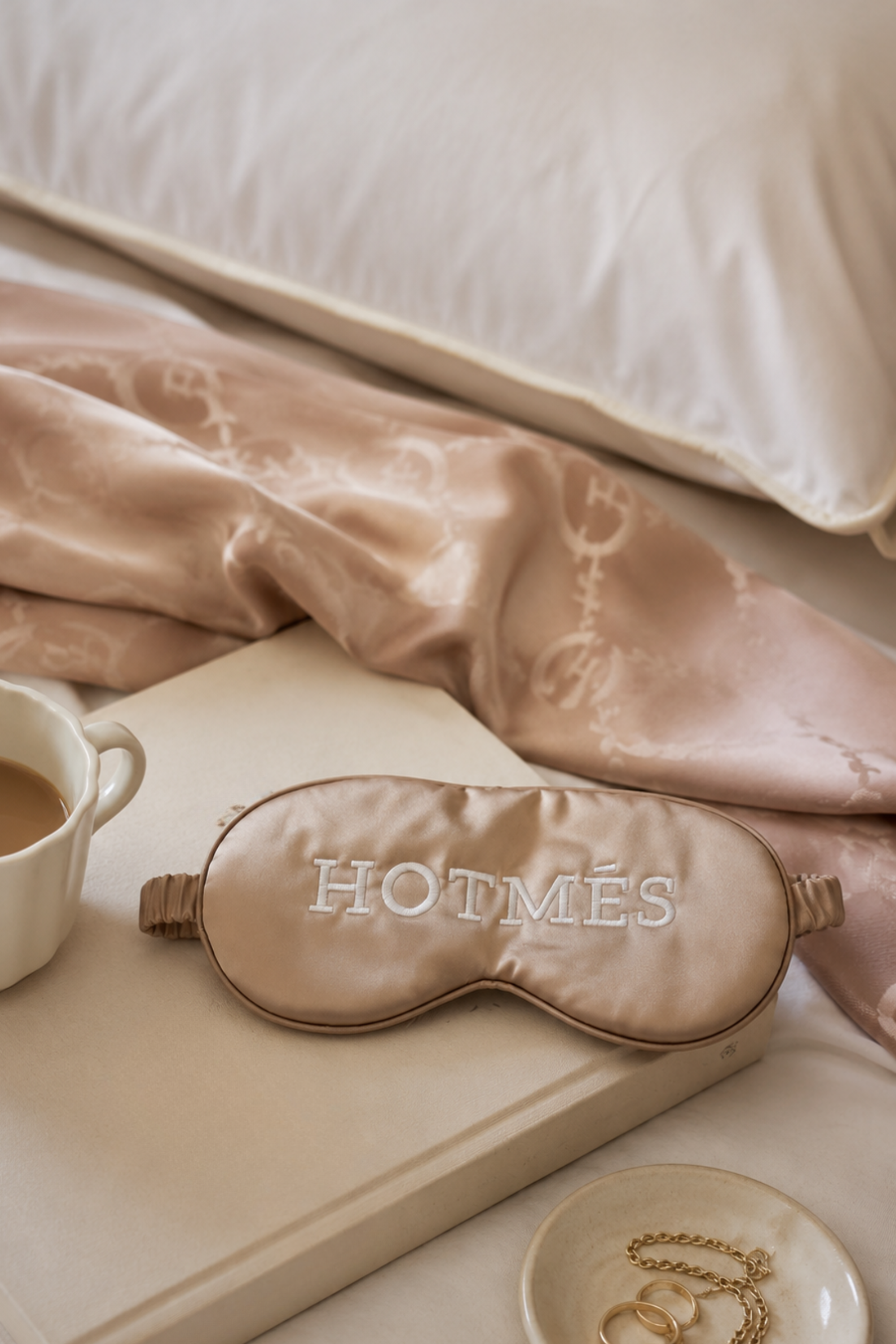Hotmés Silk Sleep Mask - Champagne