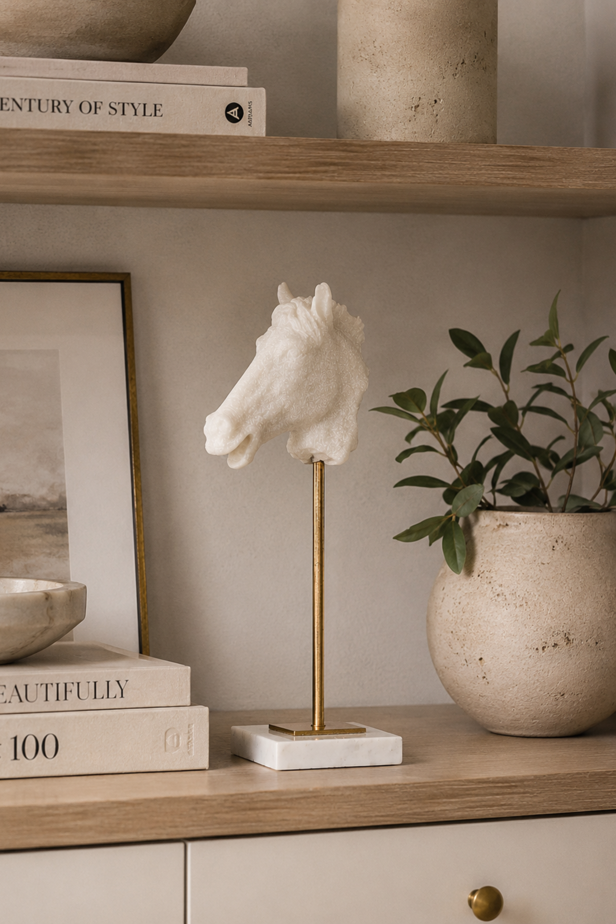 Isla Marble Horse Head Accent
