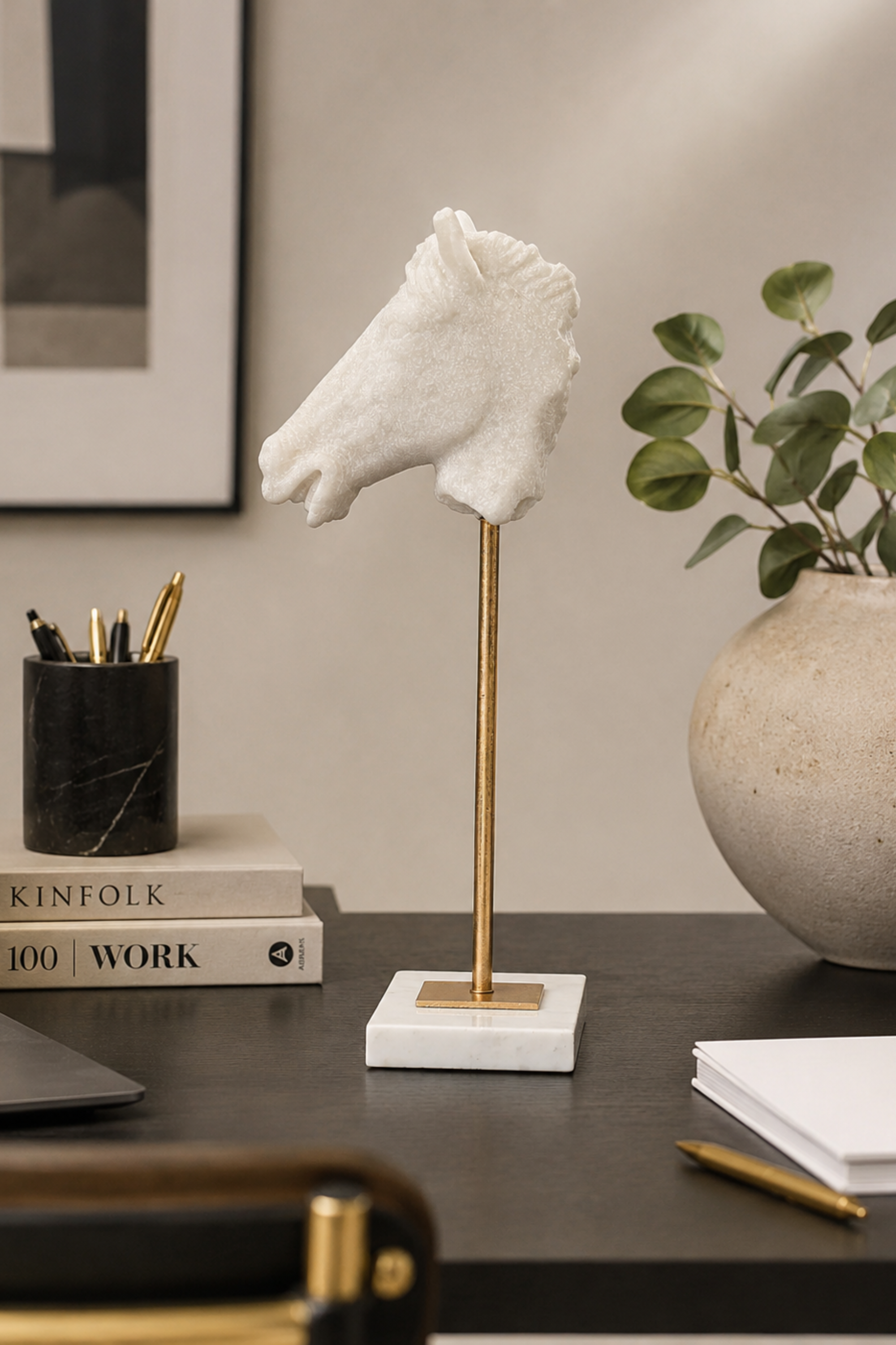 Isla Marble Horse Head Accent