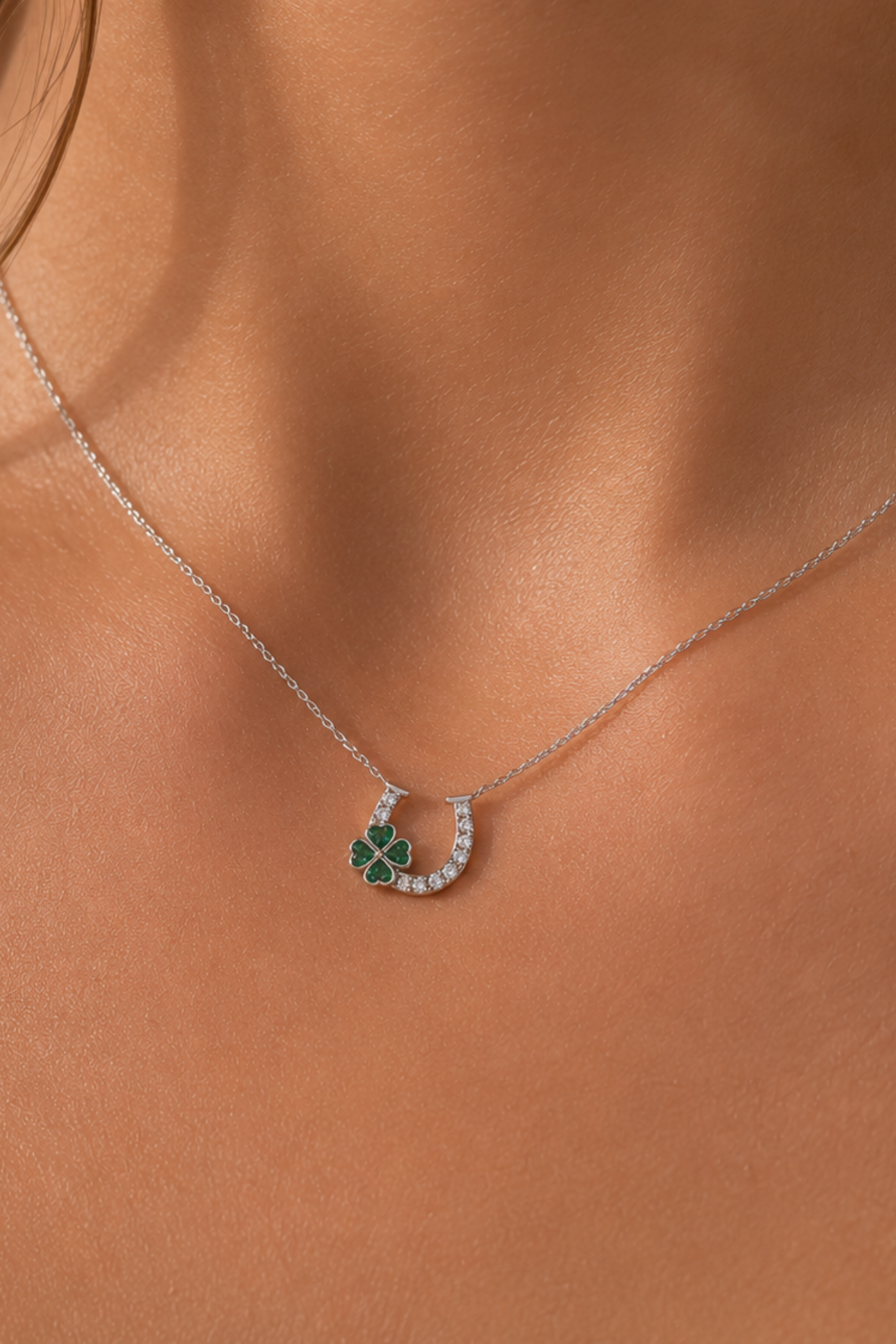 Luck Strikes Horseshoe Necklace - Silver