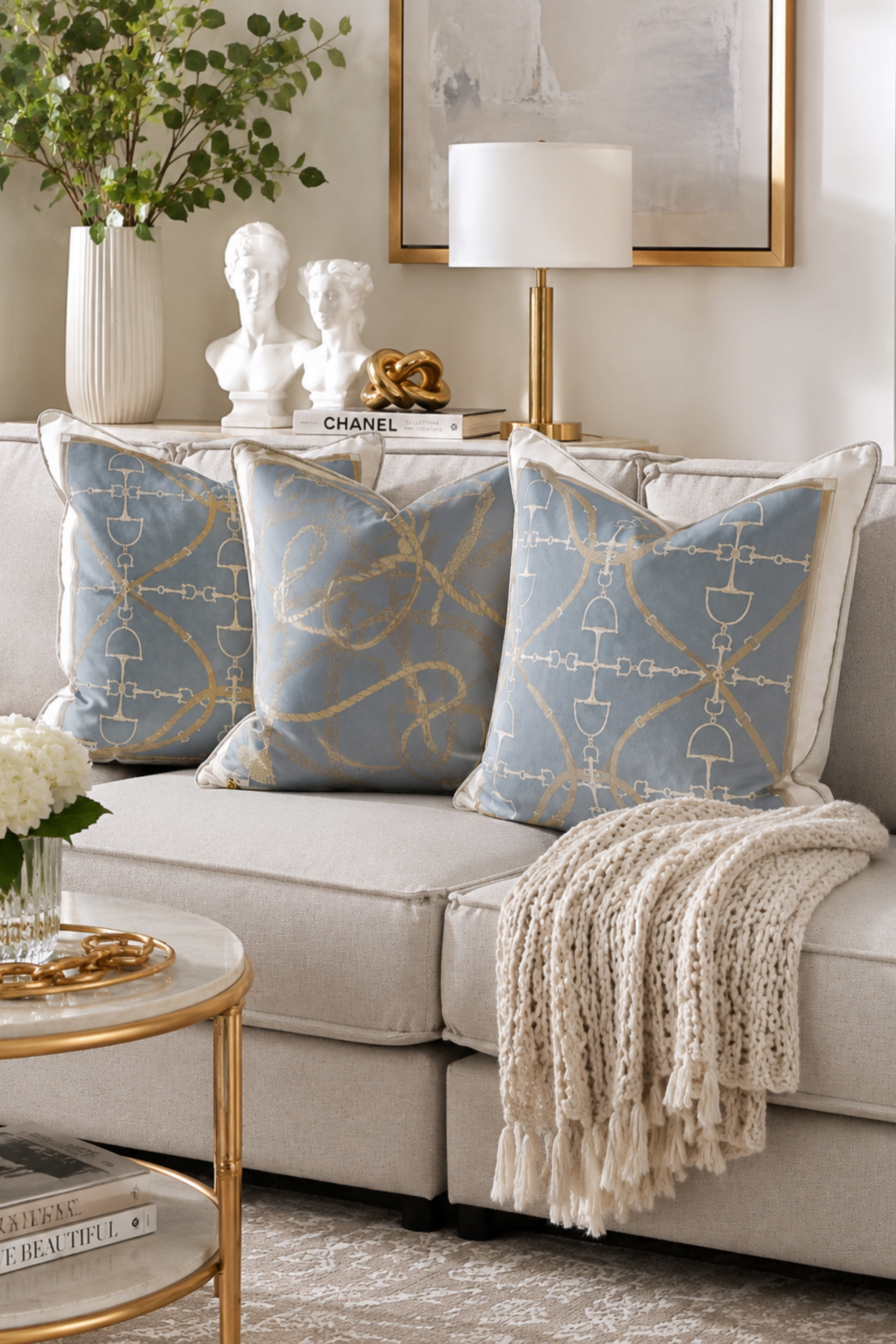 Noble Velvet Pillow