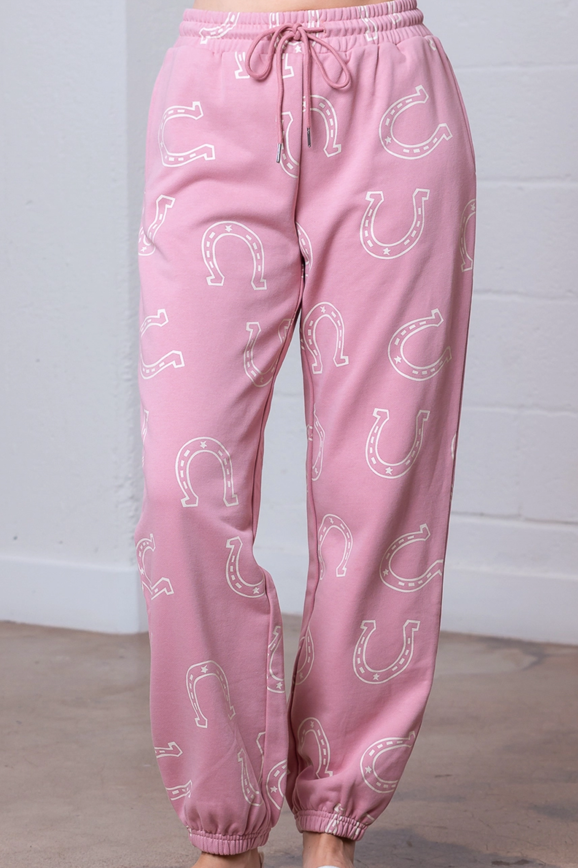 Pink Pony Club Lounge Sweat Set, Style: long sleeve round neck horseshoe printed sweatshirt, Texture: soft, Color: Mauve, Pattern Type: horseshoe, Details: long sleeve, round neck, horseshoe print, sweatshirt, Neckline: round neck, Sleeve Length: long sleeve, Fit Type: relaxed fit