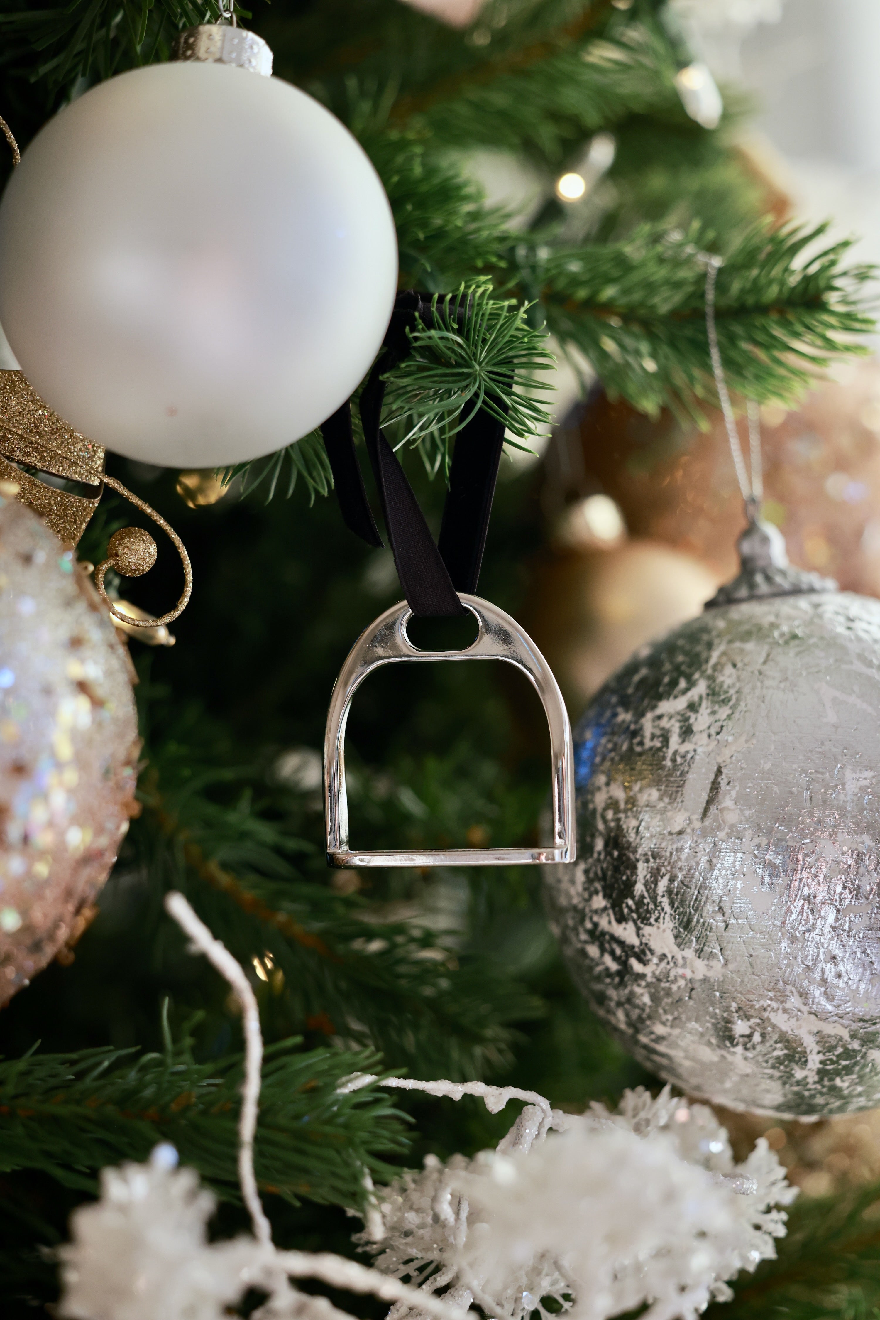 Stylish Equestrian Black Silver Horse Stirrup Ornament