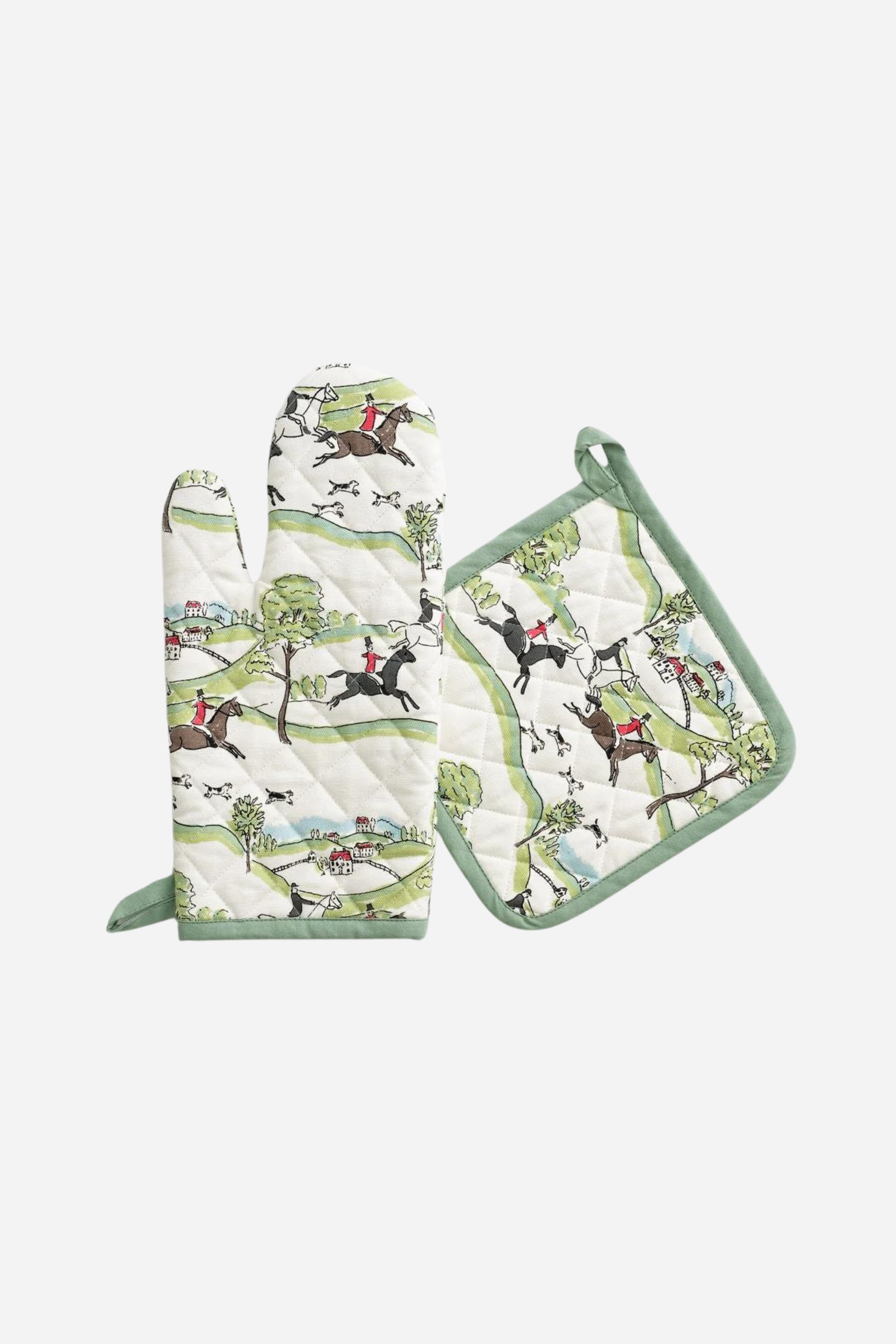 The Hunt Scene Oven Mitt Set