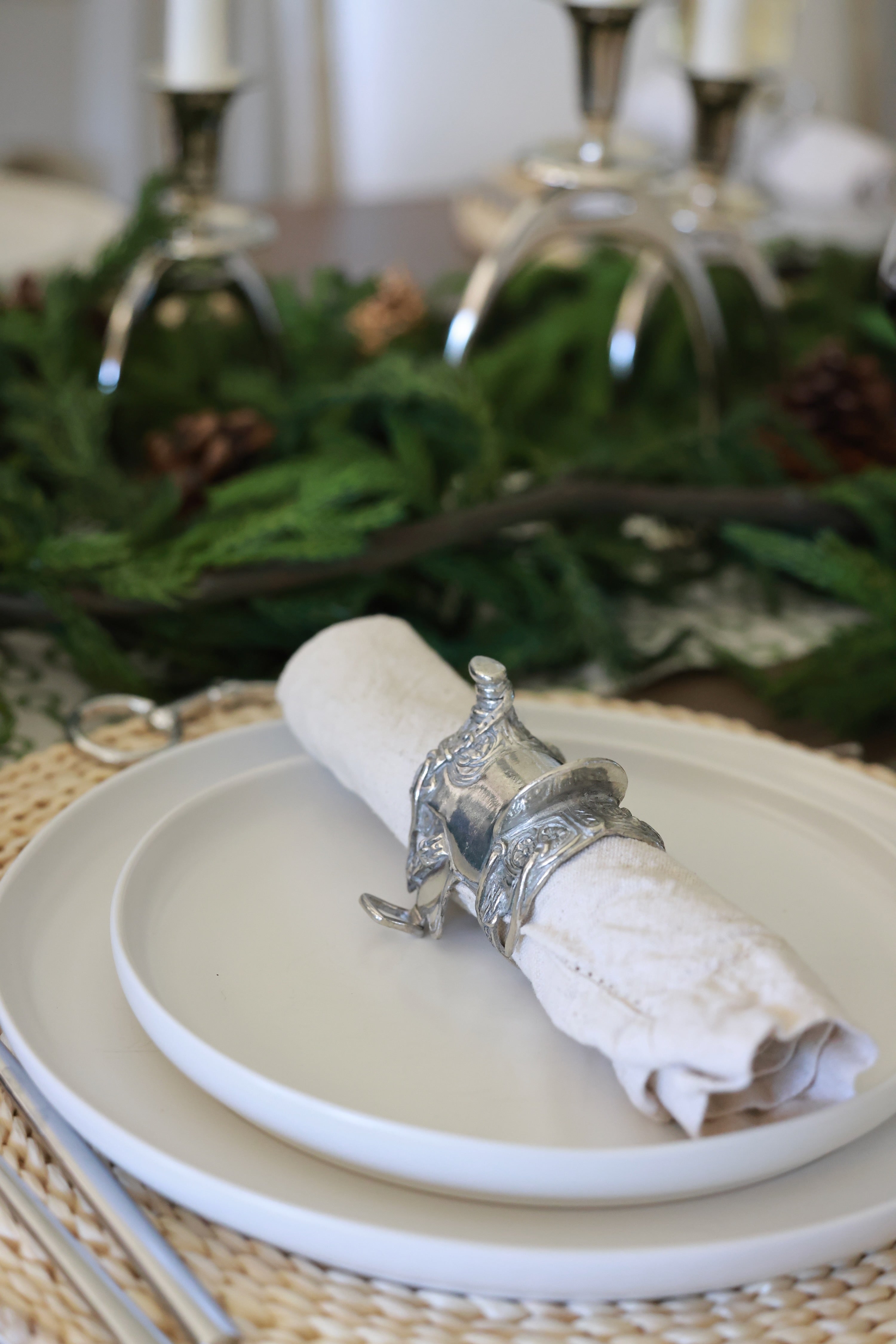 arthur court stylish equestrian pewter western horse saddle napkin ring set