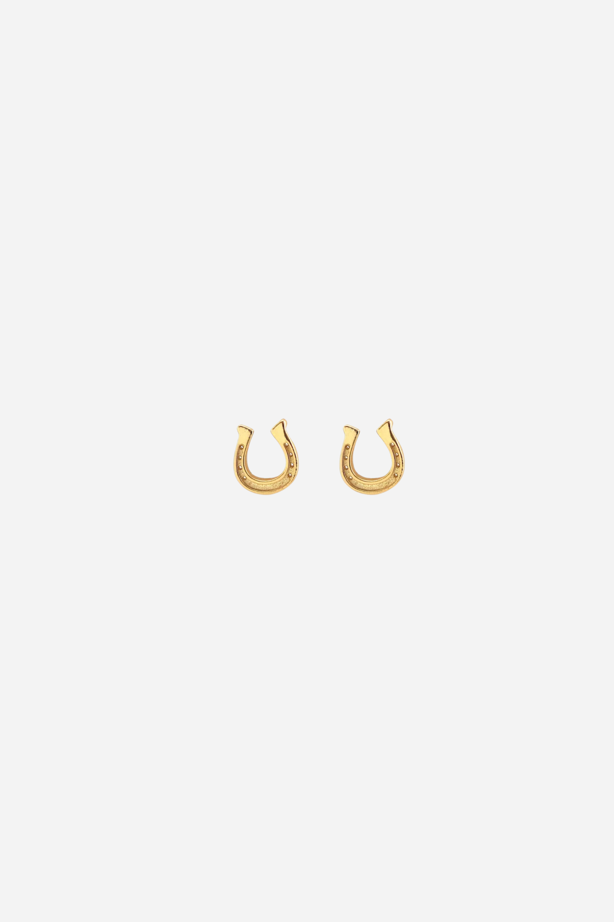 kris nations stylish equestrian horseshoe stud earrings gold