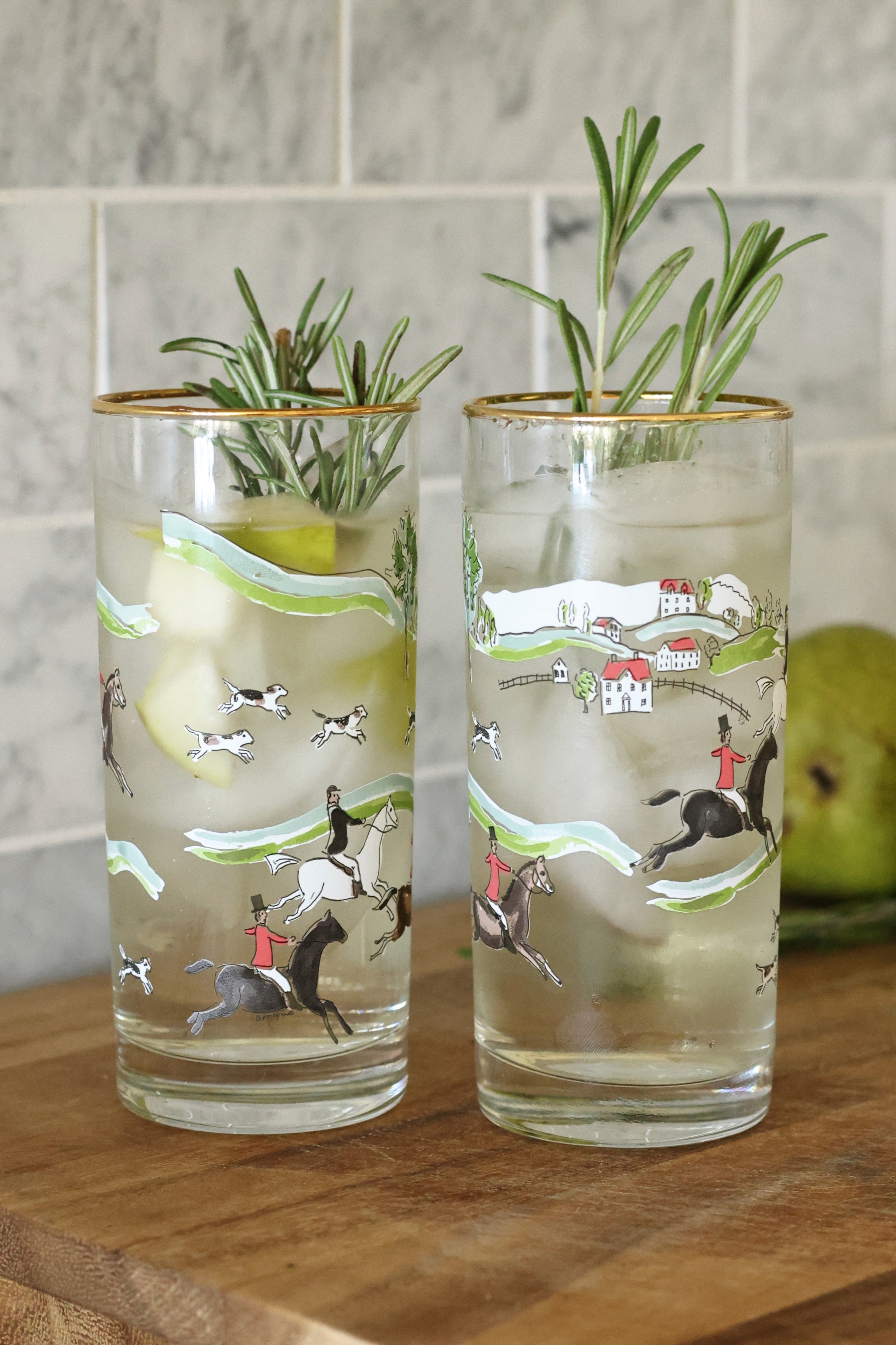 pomegranate inc stylish equestrian hunter drinking glass set