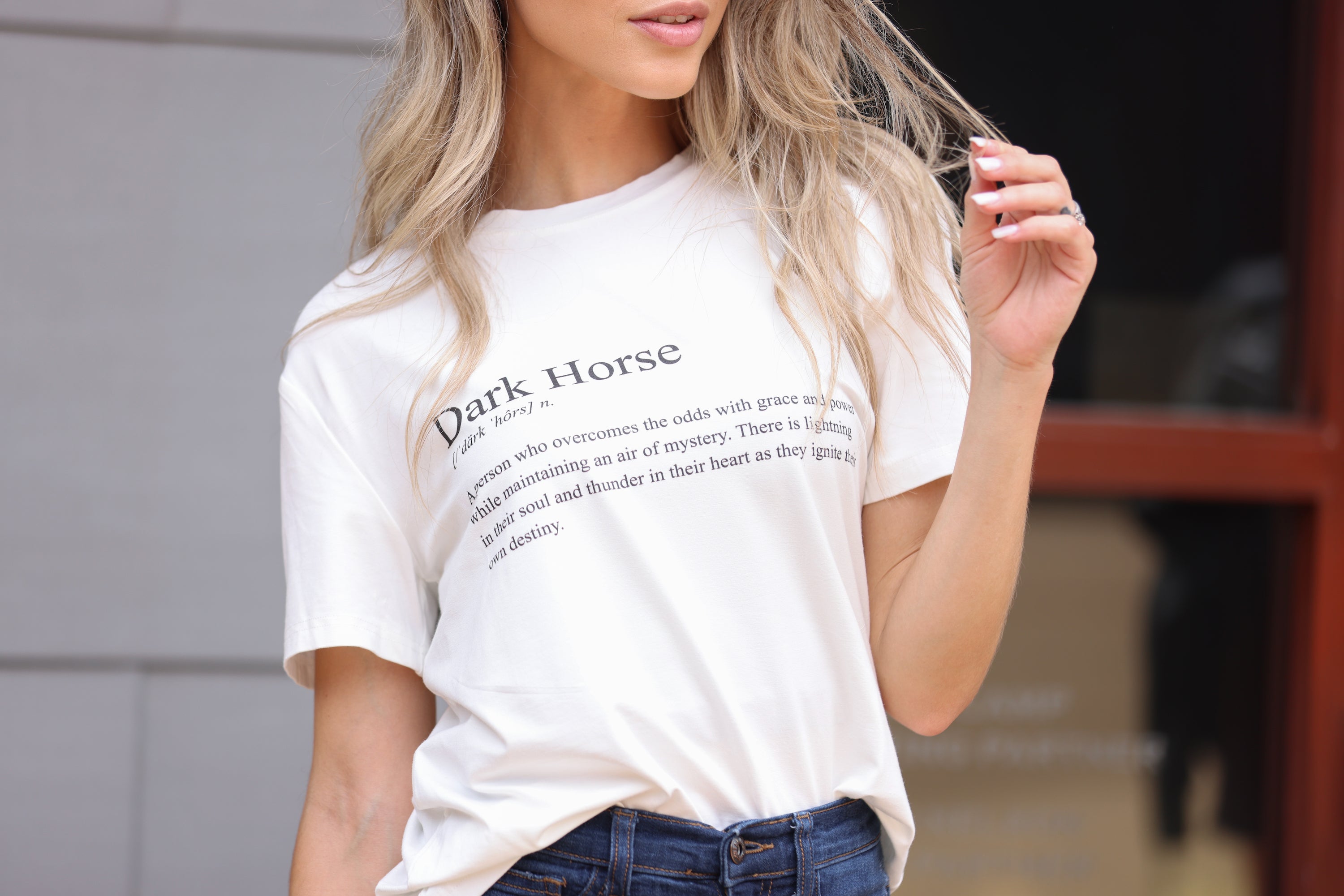 stylish equestrian dark horse definition tee